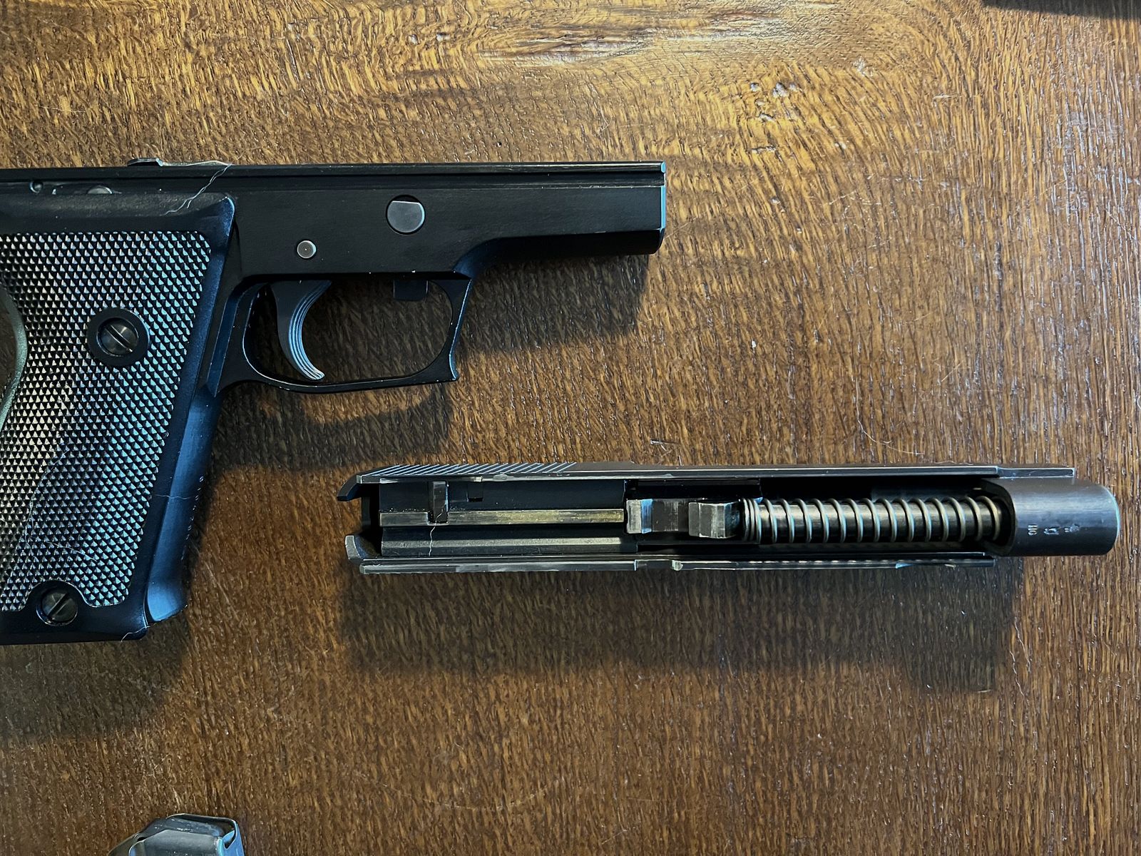 SIG Sauer P220