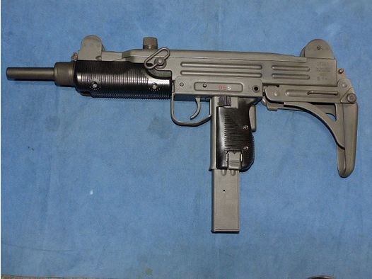 Der Knaller zu Weihnachten UZI Maschinenpistole cal. 9mmPAK - mit PTB