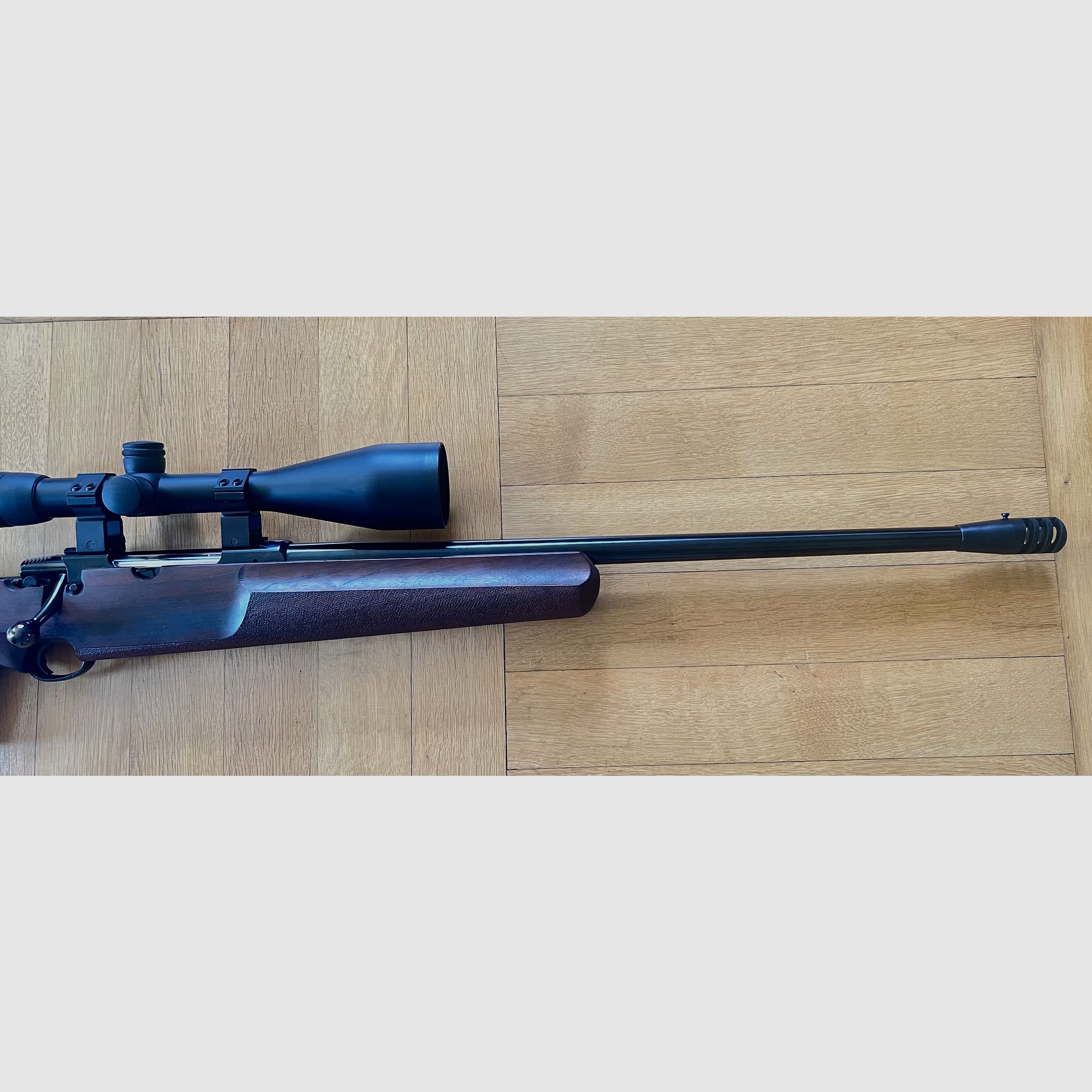 Kongsberg 393 met ZF Weaver 5-25x56mm scope