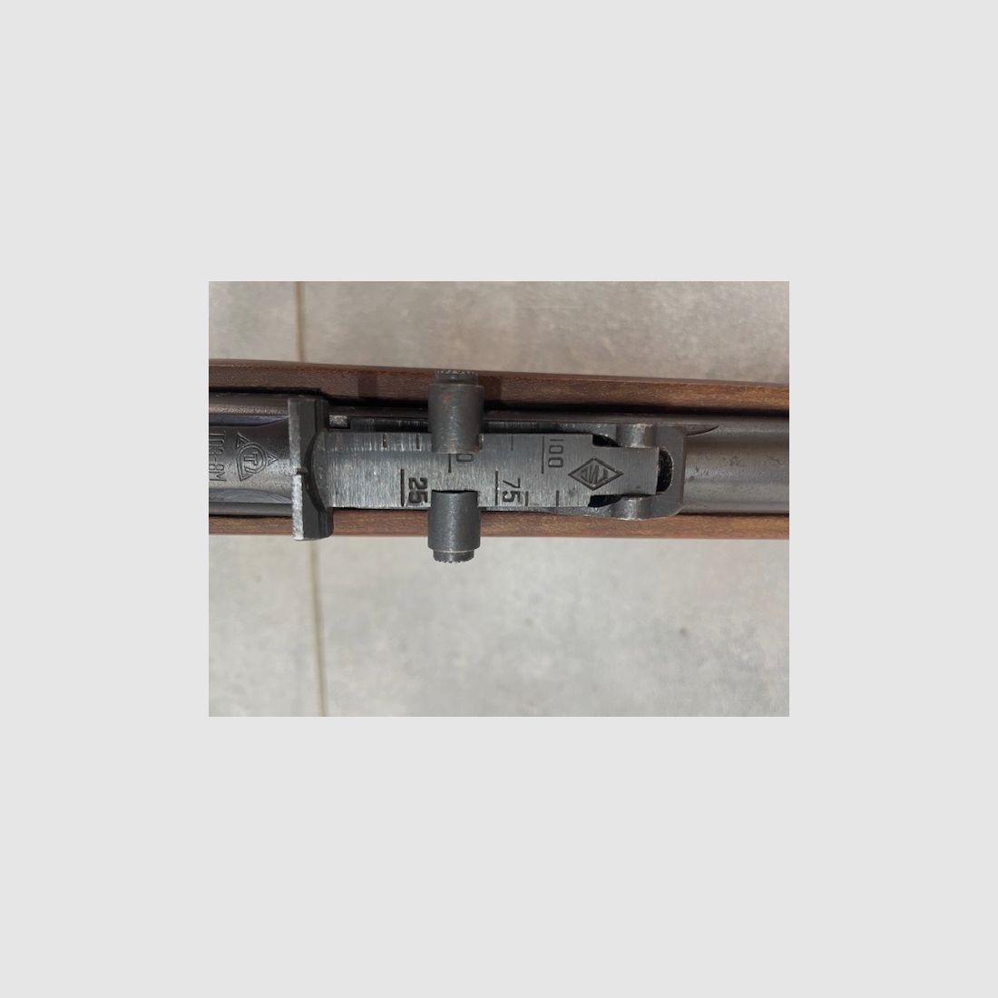 22 lr/ lfb eenlinglader, matchloop met ZF 3-9x ingeschoten S&B 40grs 2,6g