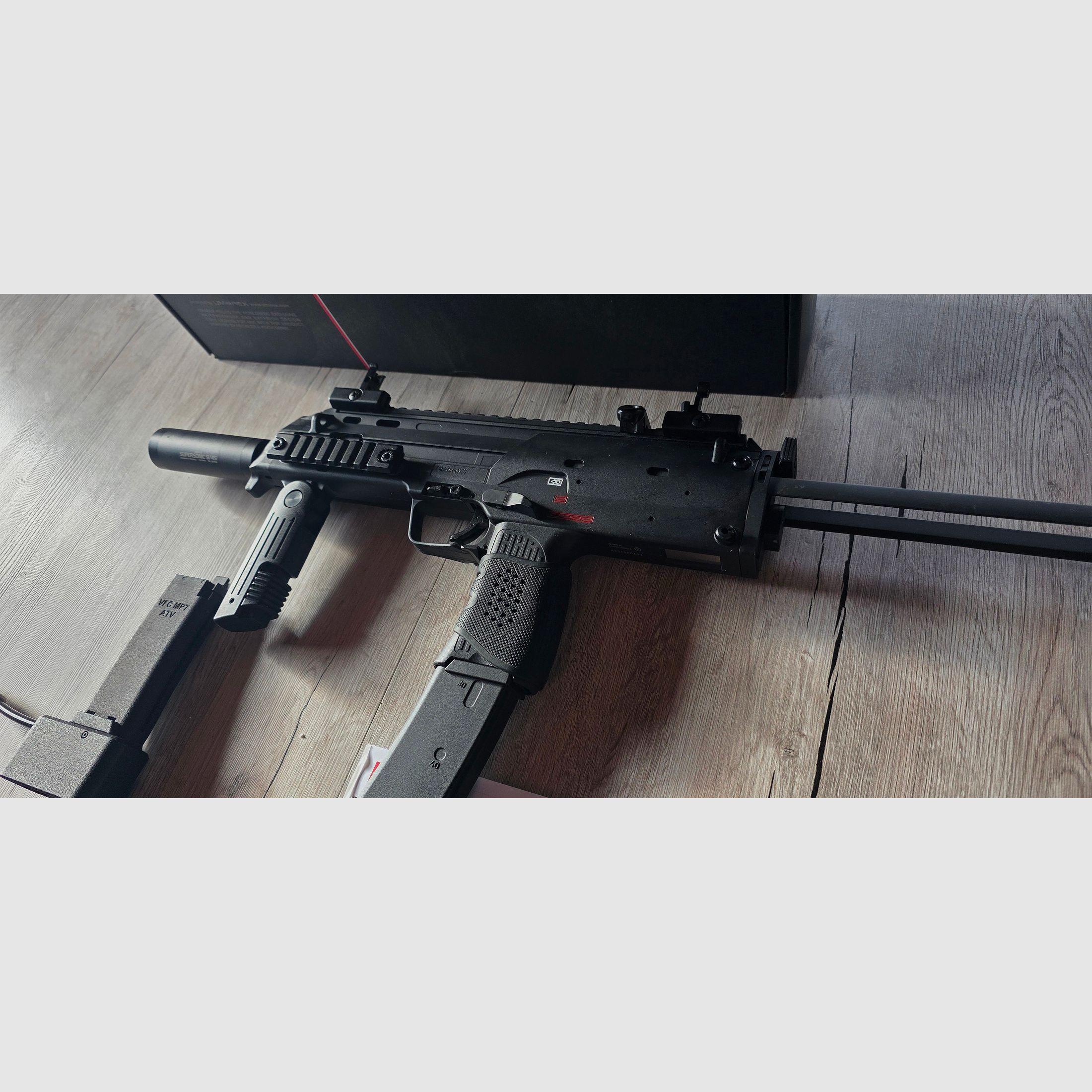 VFC MP7A1 V2 Gbb/Hpa mit Airtac Adapter und Clutch Precision Backplate