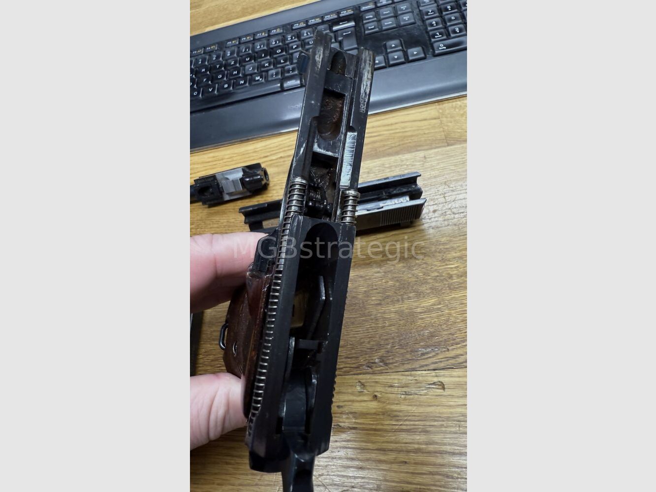 P 38 ac 43 - semi-automatic pistol 9mm Luger - Wehrmacht matching number - WaA acceptance / P38