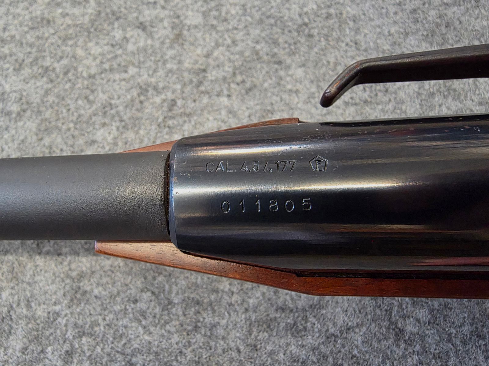 Match Luftgewehr Seitenspanner Diana Mod. 75  sehr selten im neuwertigen Zustand, kaum benutzt.