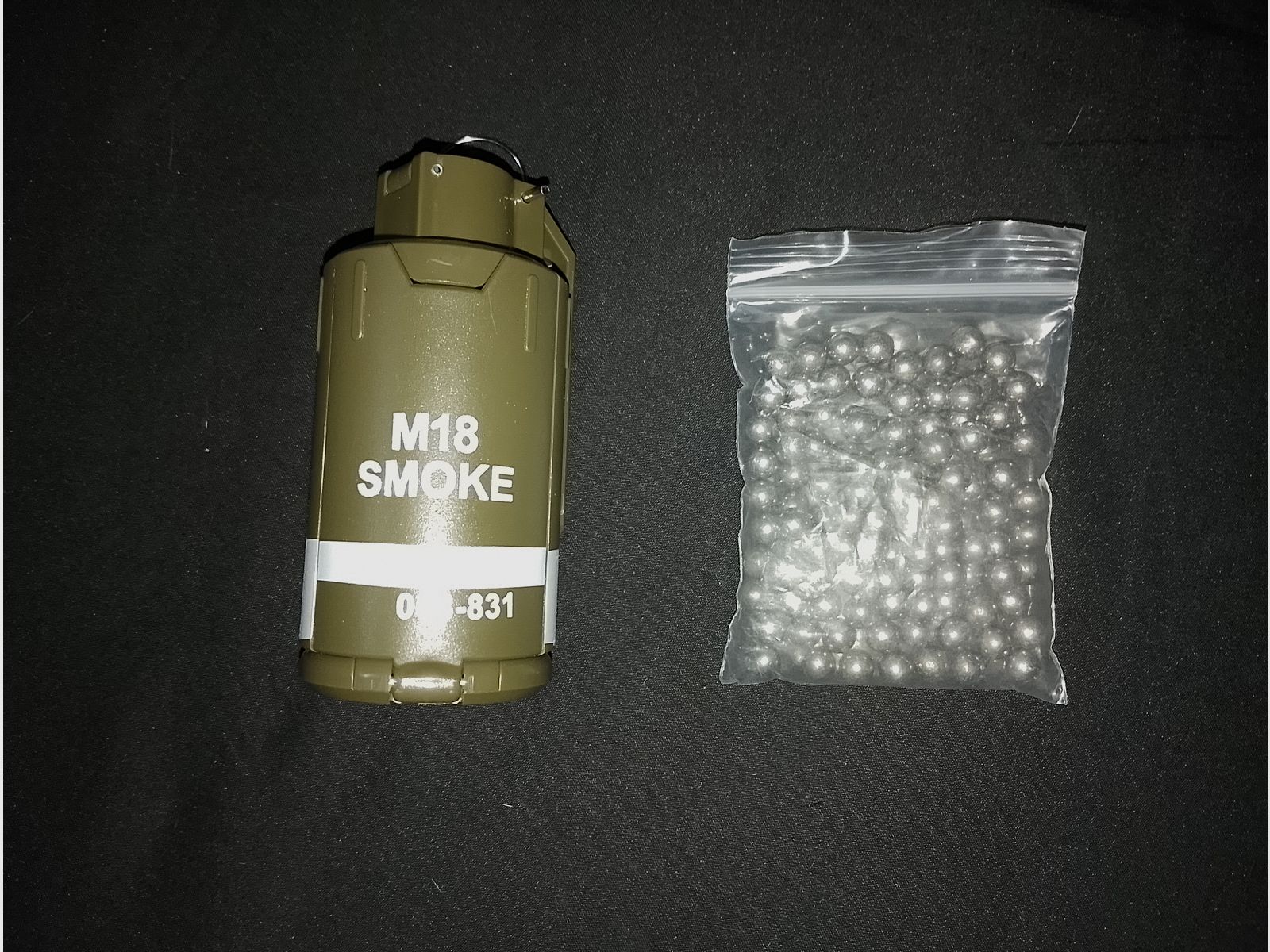 Airsoft Softair Granate mit Steel bb 8mm M18 