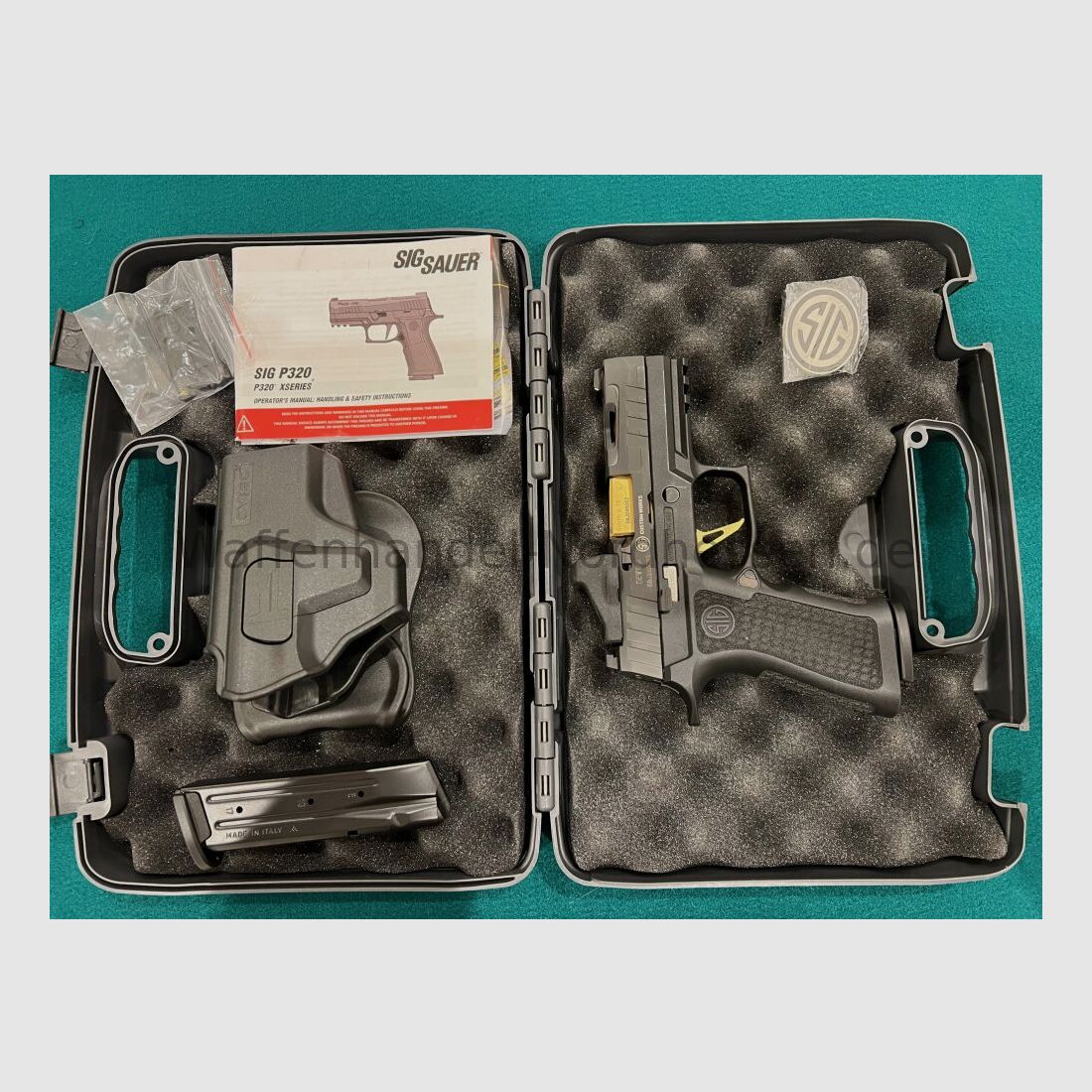 SIG Sauer P320 X-Carry Spectre Gold + Red Dot + Holster