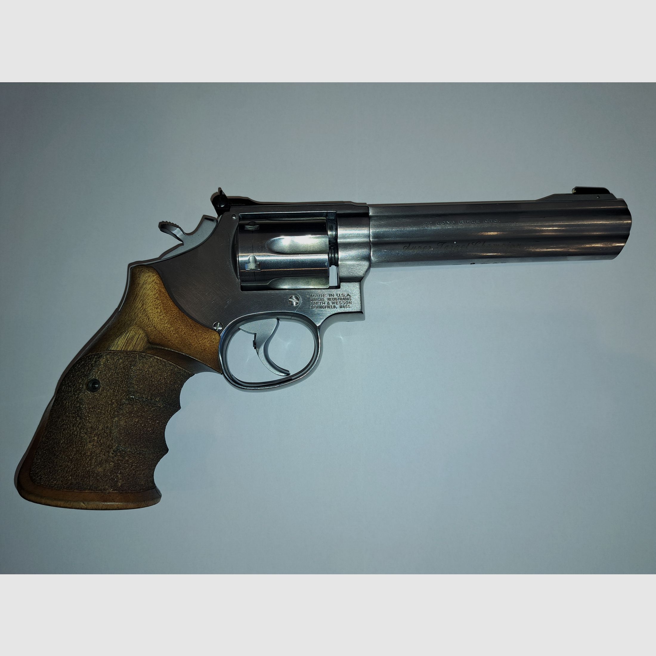 Smith & Wesson 617-1 Super TC