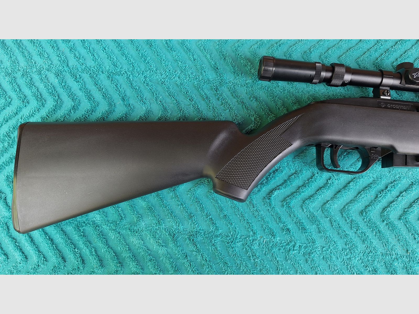 Crosman 1077 Co2 Gewehr 4,5 mm Diabolo mit Zielfernrohr