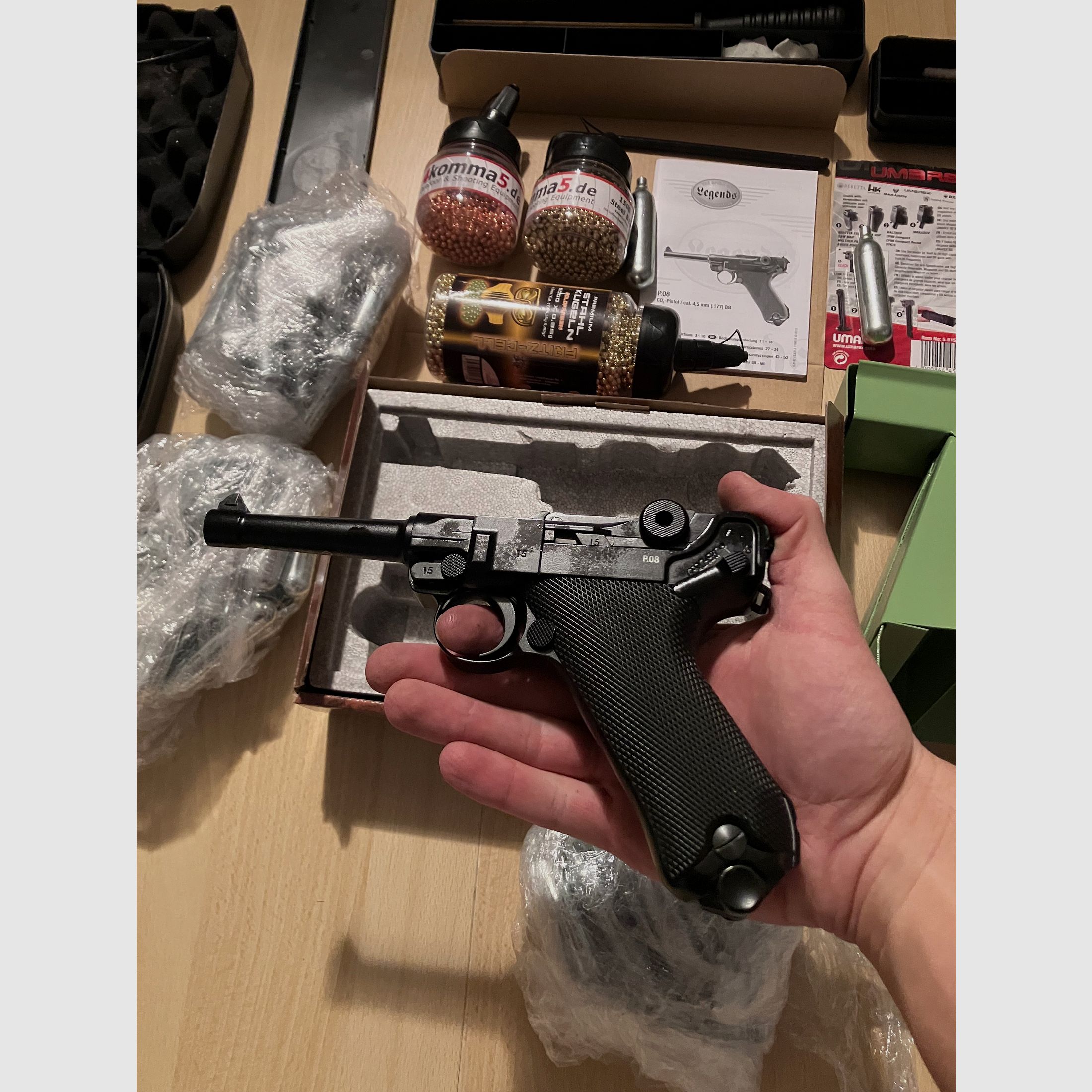 Luger P08 Blowback / OVP 4.5mm mit Ausrüstung 