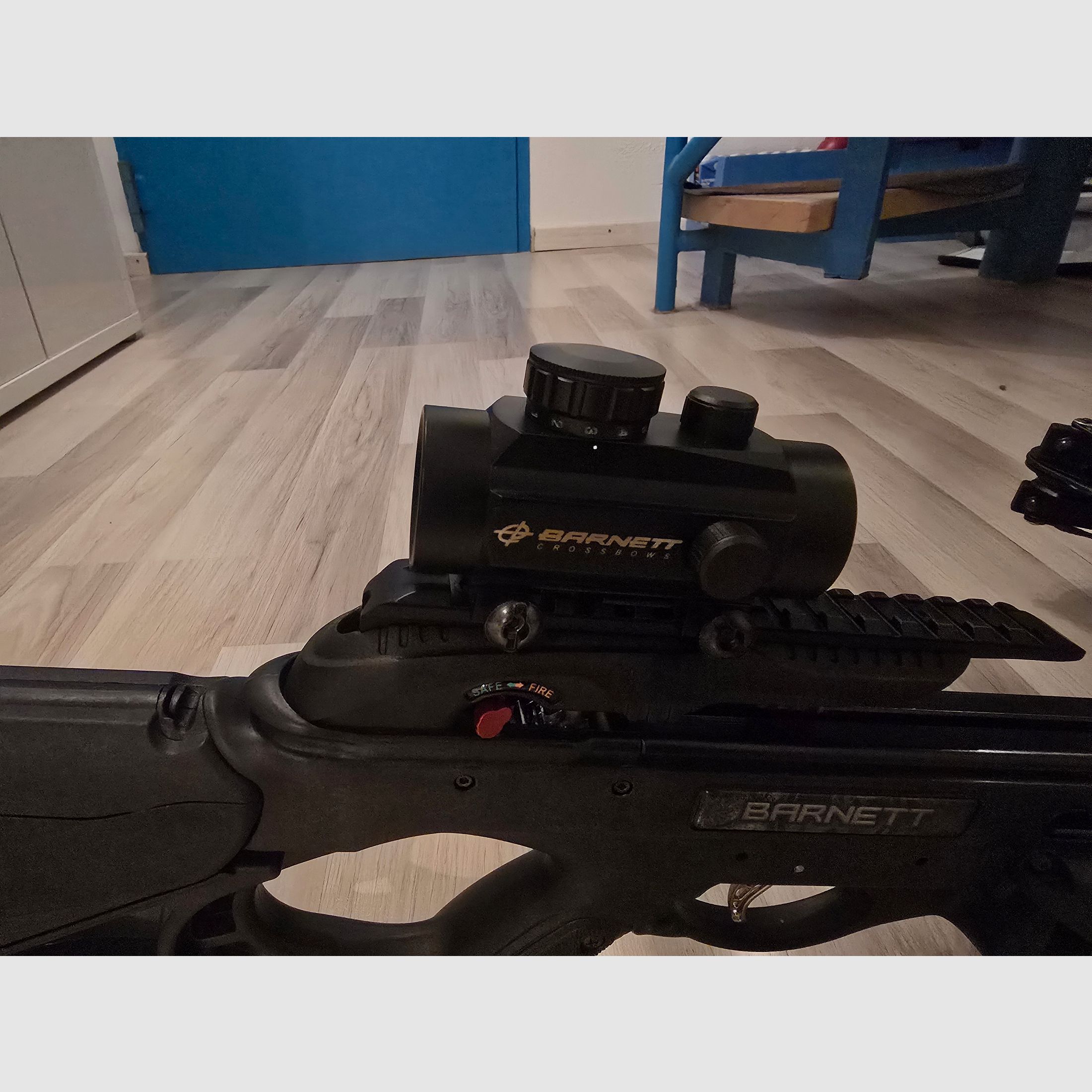 Barnett Wildcat C7 Compoundboog Set – Compleet pakket incl. Red Dot Vizier, Quiver, Pijl & gevoerde draagtas