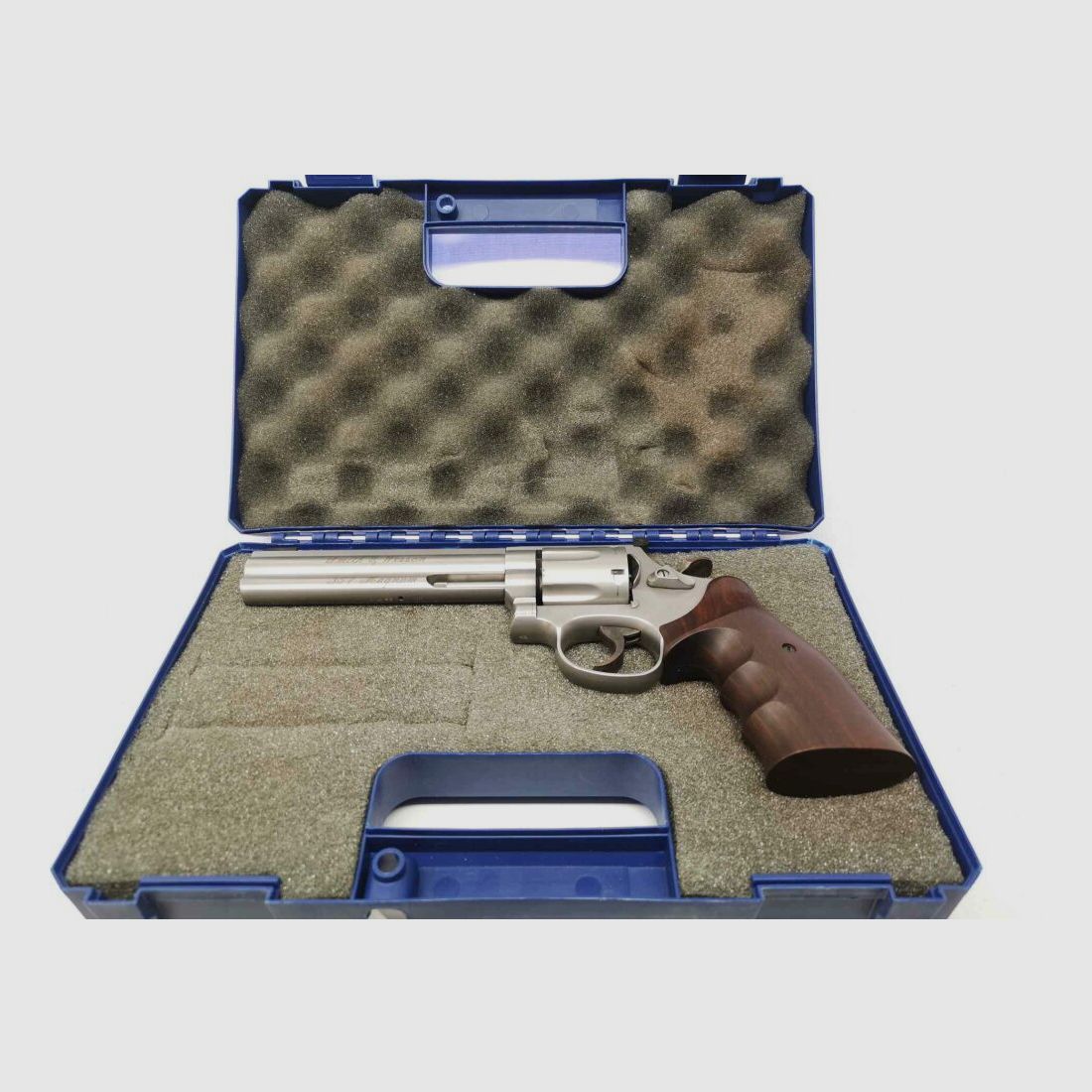 Smith & Wesson 686-4 Target Champion