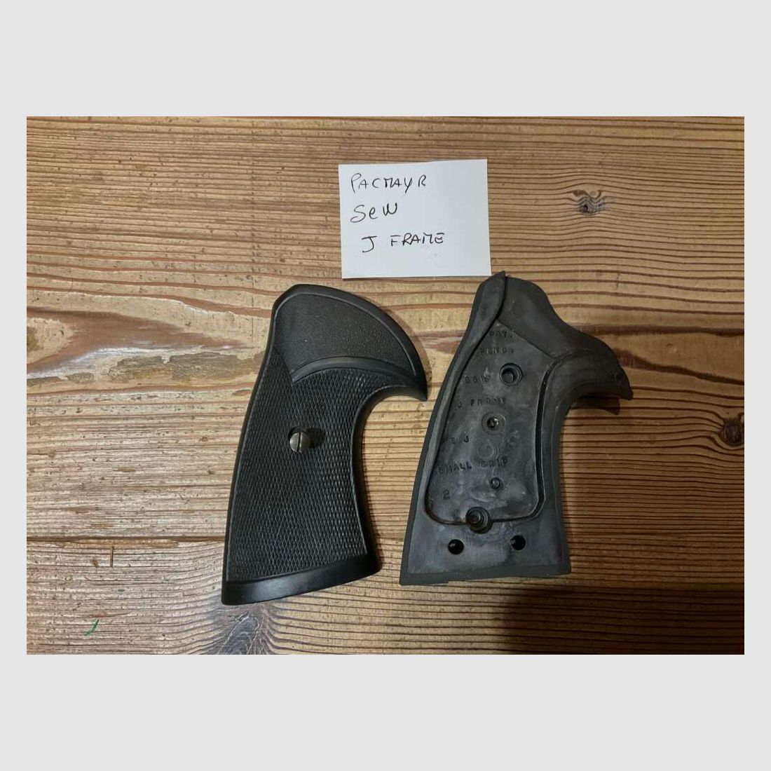 Griffschalen Pachmayr Smith & Wesson