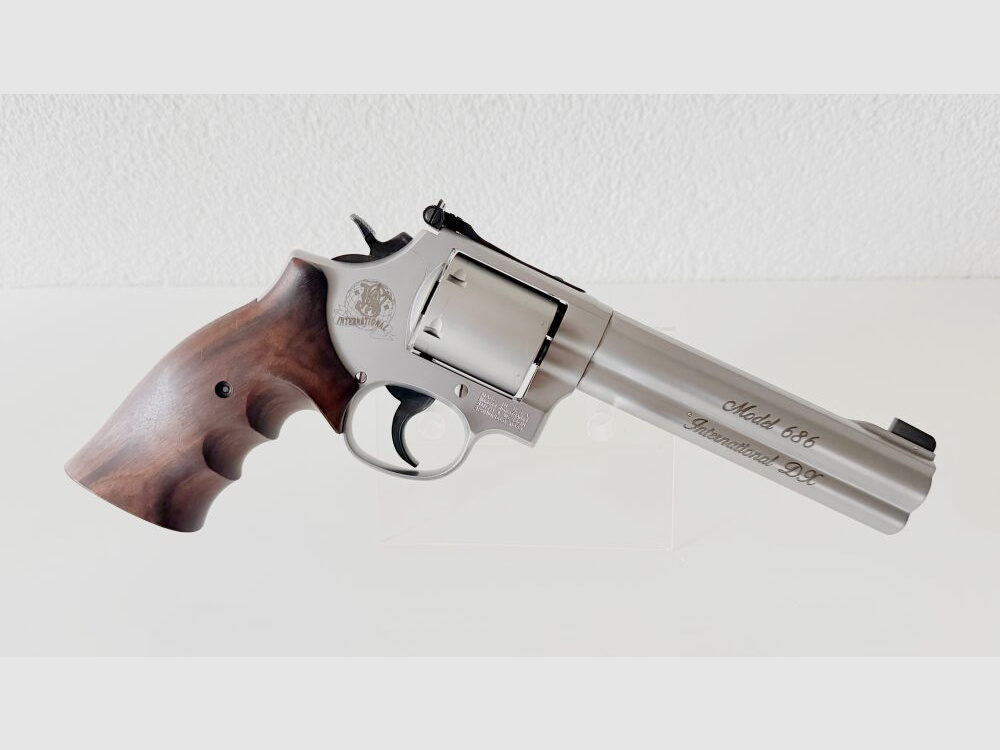 Smith & Wesson 686 - 6 .357Mag
