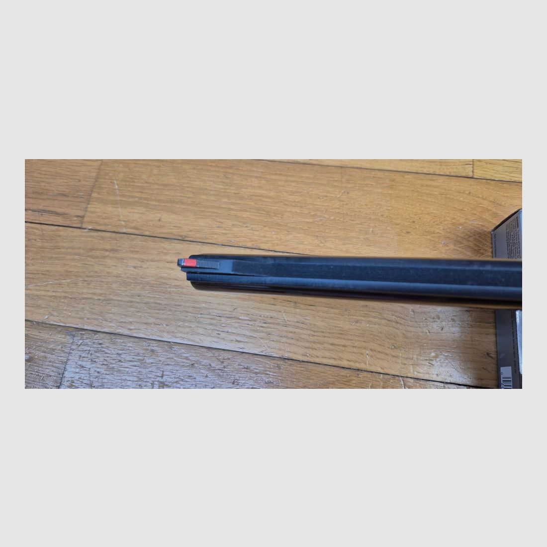 Ein weiterer! Bären-Terror! – Revolver Smith & Wesson M29-2 – Kal. .44Mag – Seltenes 8&prime; 3/8 Zoll Lauf – Der längste im Katalog! – Außergewöhnliche brünierte Oberfläche – Waffe von 1976 – Atemberaubende Mechanik und heute unauffindbar – Filmmythos ebenso wie Waffe! – TBE++!, Bild 22 von 29