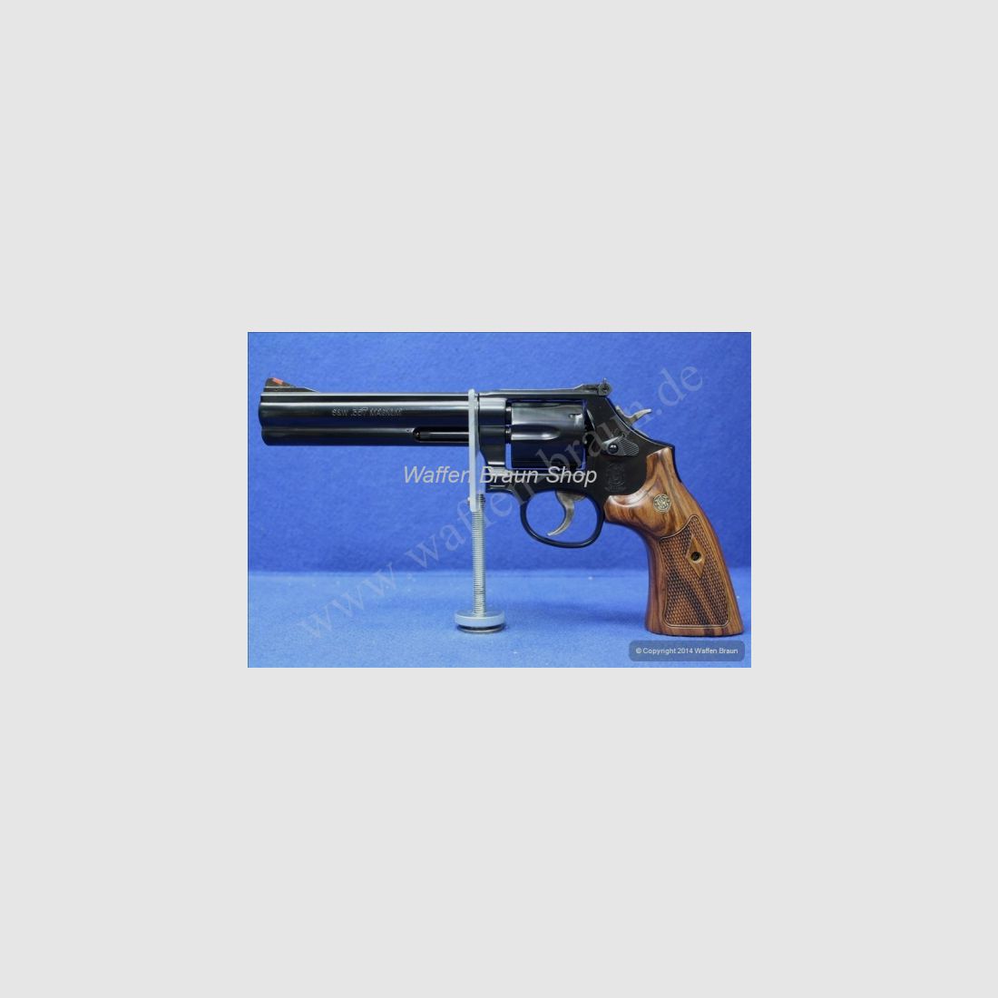 Smith & Wesson Mod 586-8 brüniert 6" mit original Holzgriffschalen (Neues Model seit 2012)