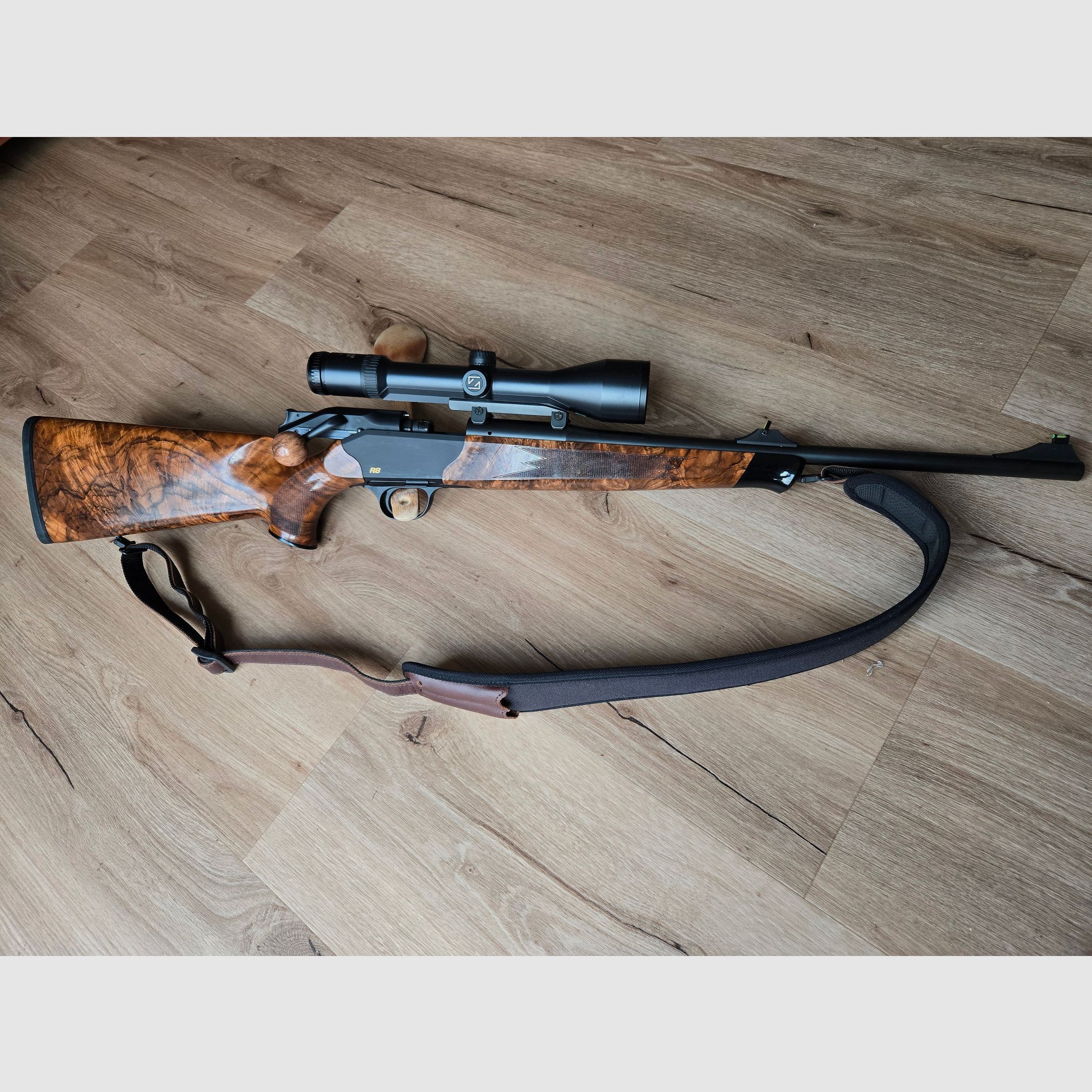 Blaser R8 8x57is Premium wooden stock HK 8