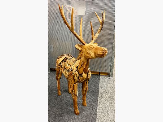 Scultura di Cervo Legno