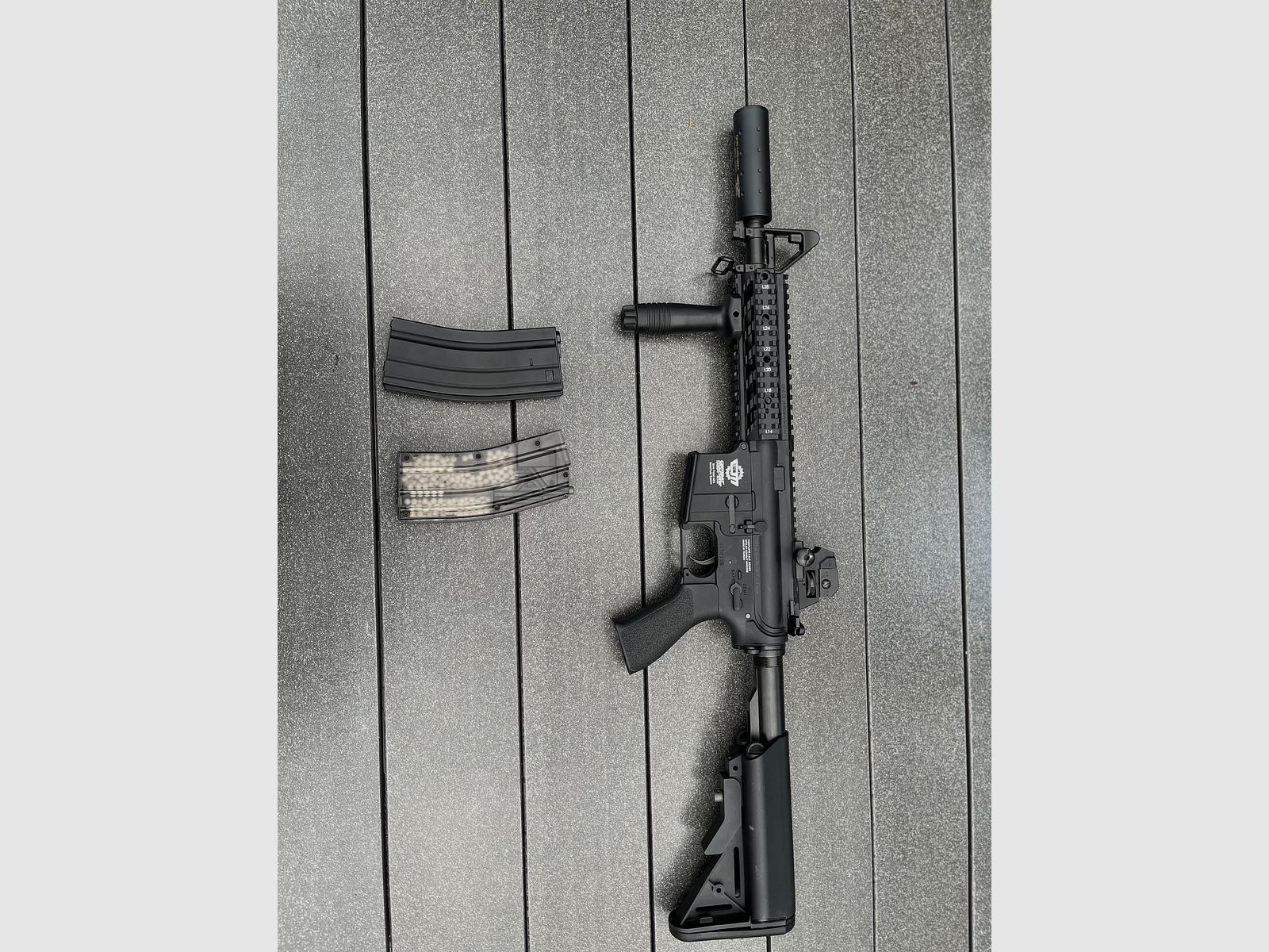 G&G CM16 Raider 0,5 Joule mit Zubehör – Top Zustand
