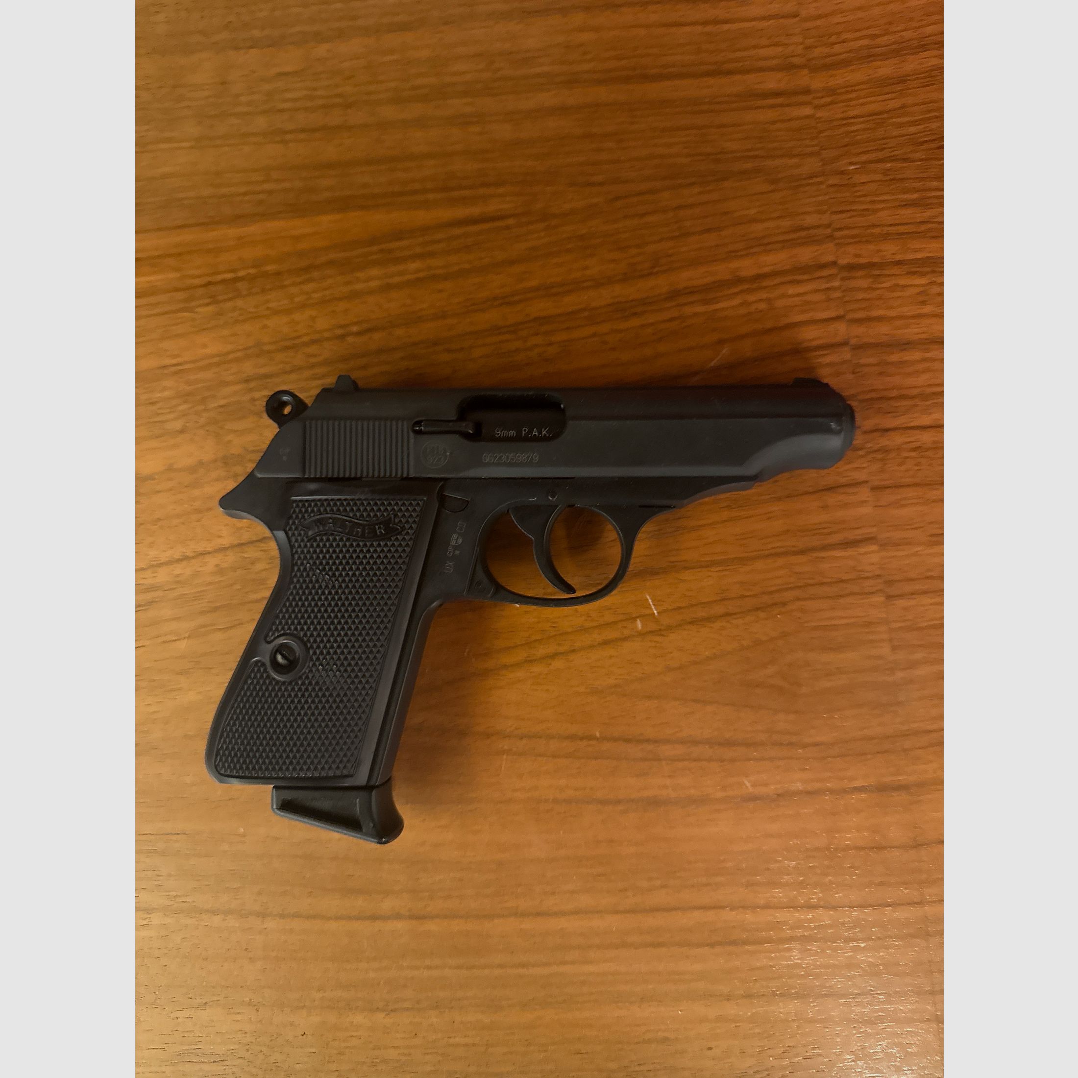 Walther PP blank firing pistol cal. 9mm P.A.K. black blued