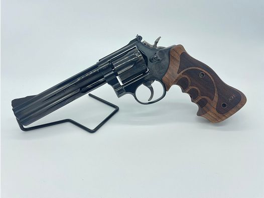 Rewolwer Smith&Wesson 586-1 6 cali kaliber .357 Magnum