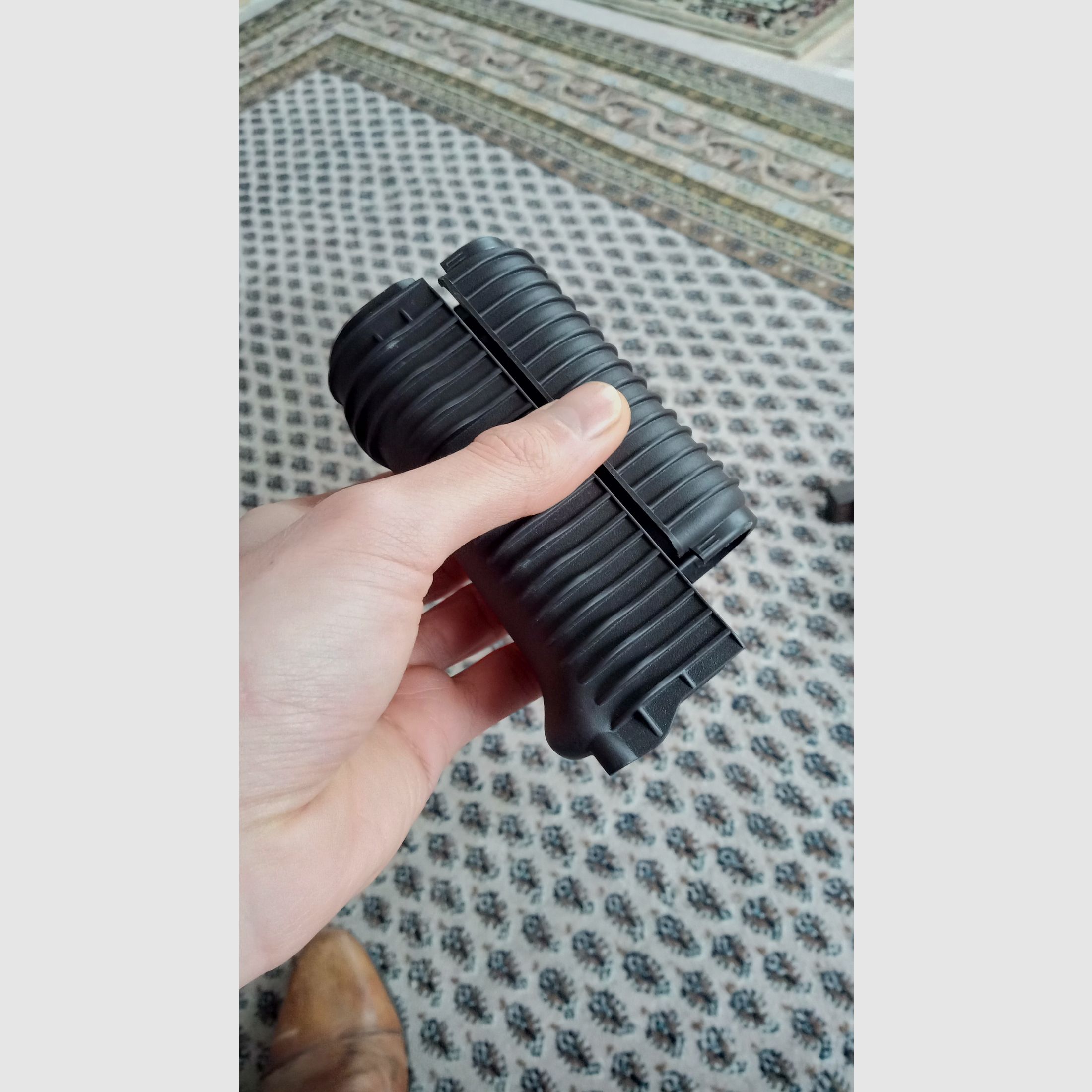 AIRSOFT price negotiable - Plum handguard for toy Krinkov (AKS-74u)   // LCT Cyma Cybergun/ Co2 GBB S-AEG / AKSU / Polymer plum / Softair