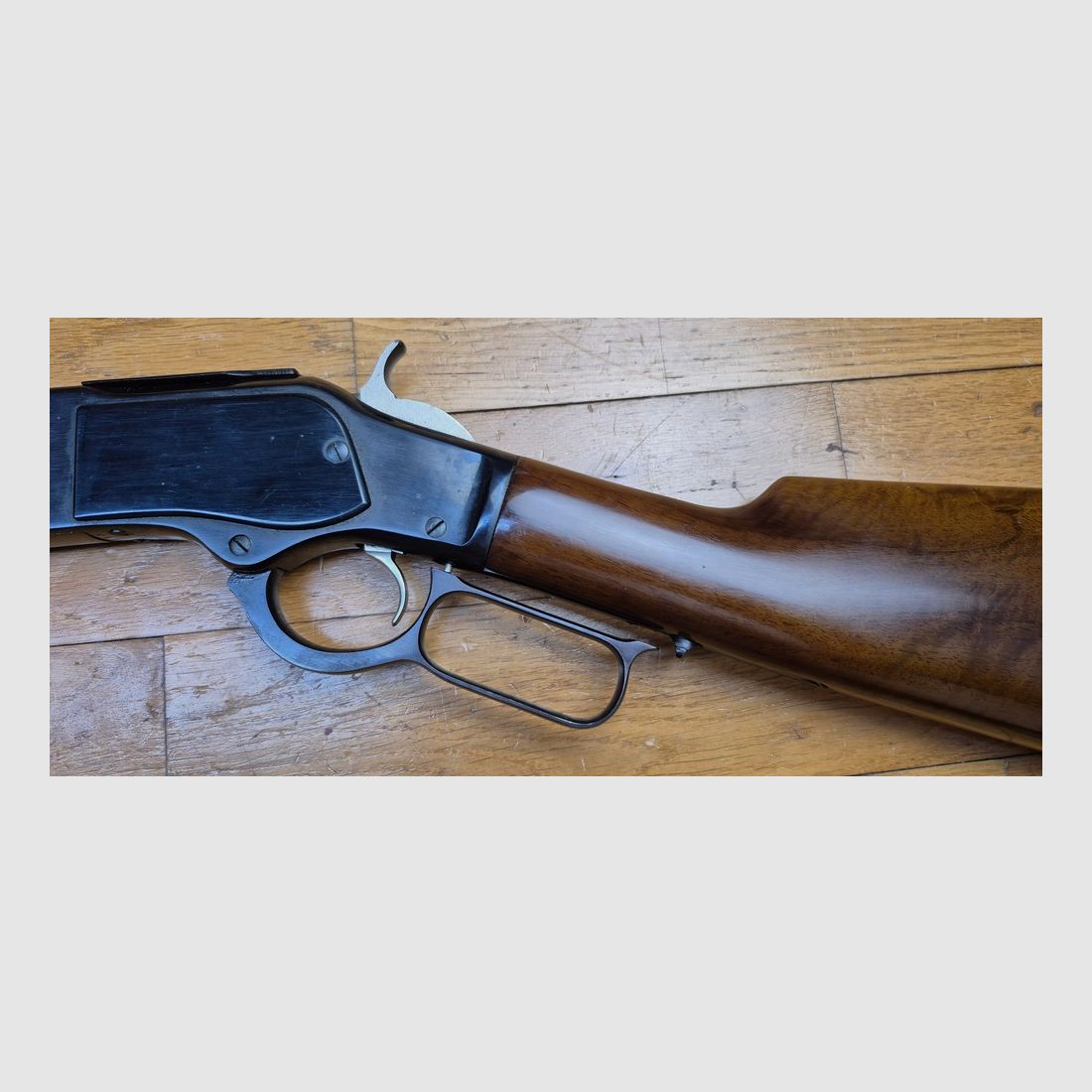 Zeer mooie Winchester 1873 – Model Karabijn van Euroarms – Wapen Made in Italy uit 1971 – Kal. 44-40 Win – 9 schoten +1 – Uitstekende staat! – TBE+ /TBE++, afbeelding 28 van 34