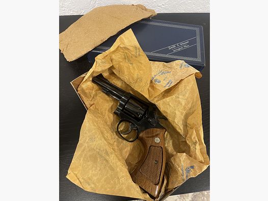 Smith & Wesson Modèle 4 / 4 pouces