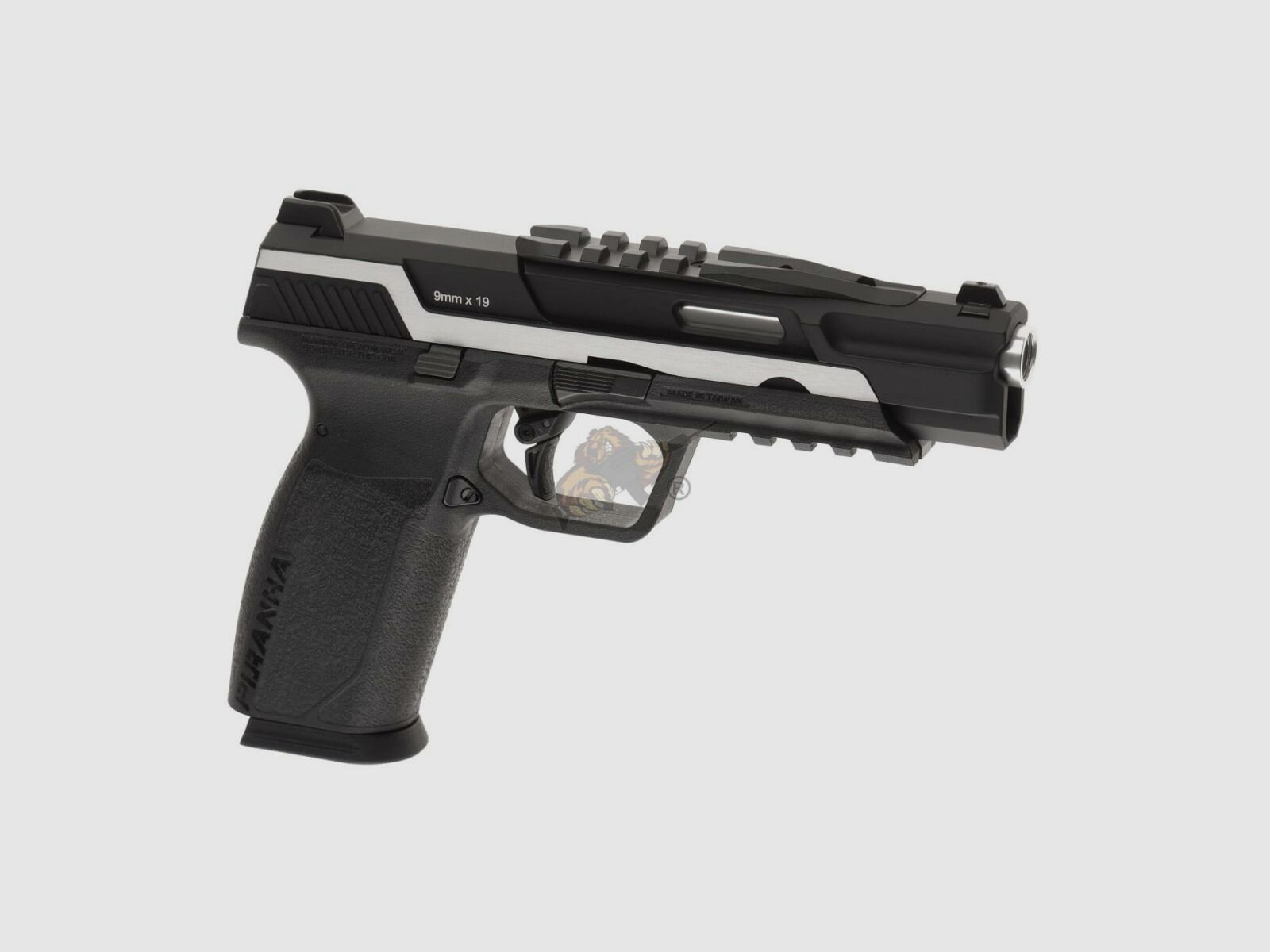G&G Piranha TR GBB Airsoft Pistool in zwart/zilver -F-
