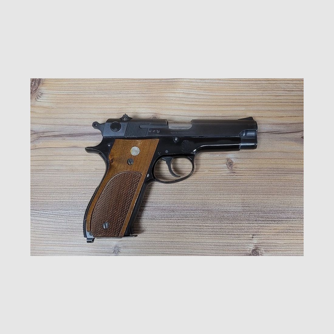 Smith & Wesson 39-2