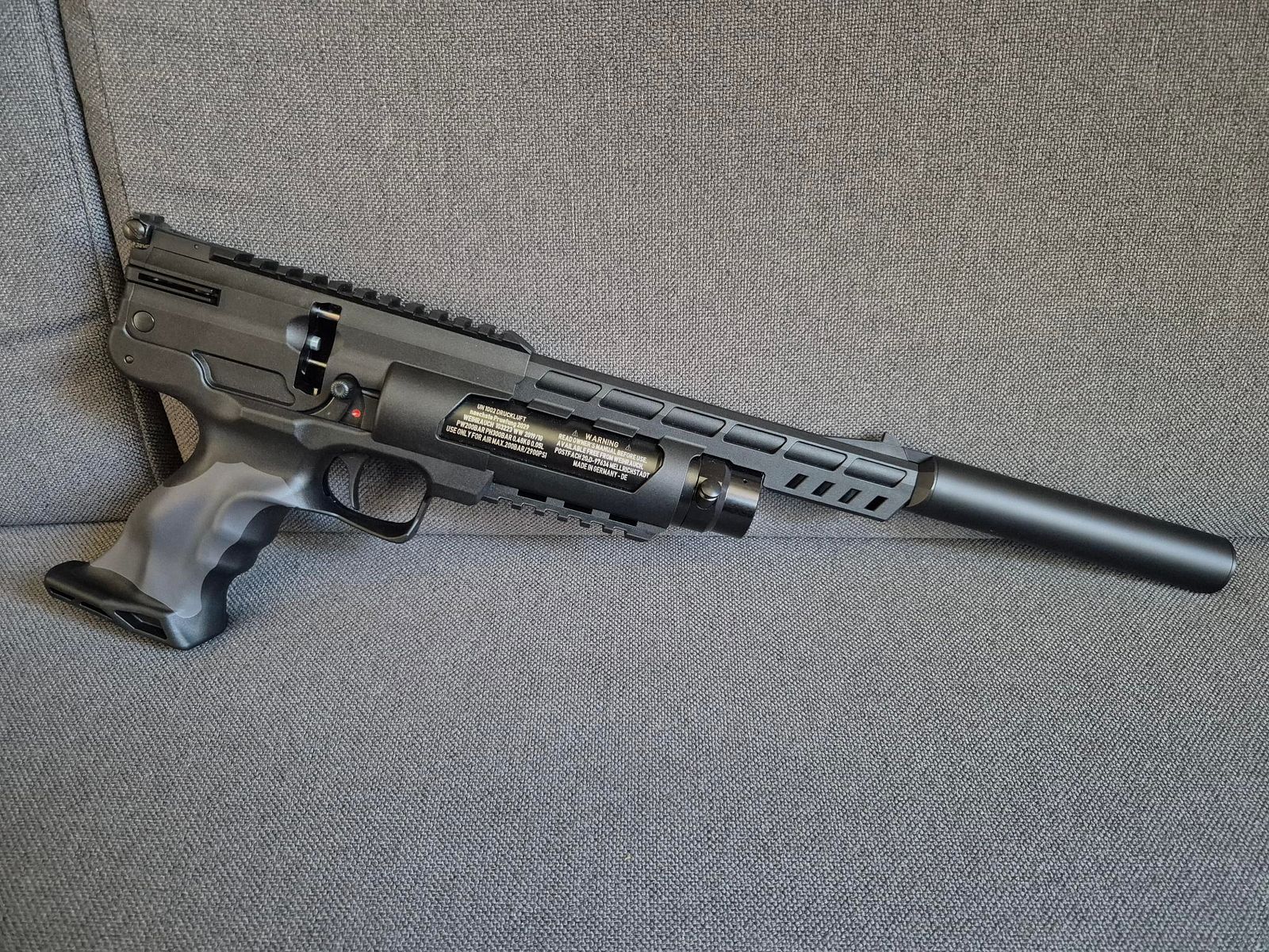 Weihrauch HW 44 mit Schalldämpfer