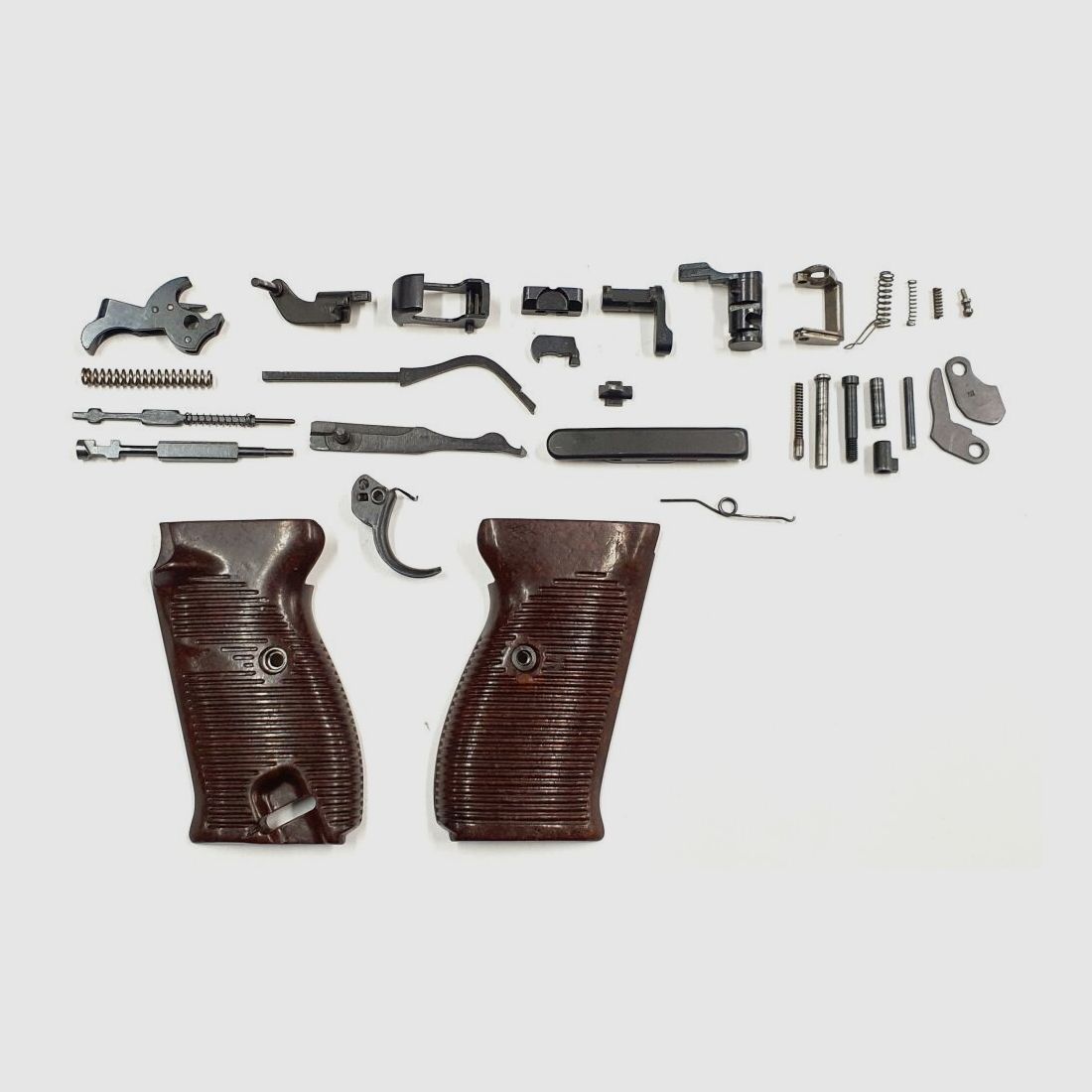 Walther Teilesatz Pistole , ähnlich P38/P1 WK2
