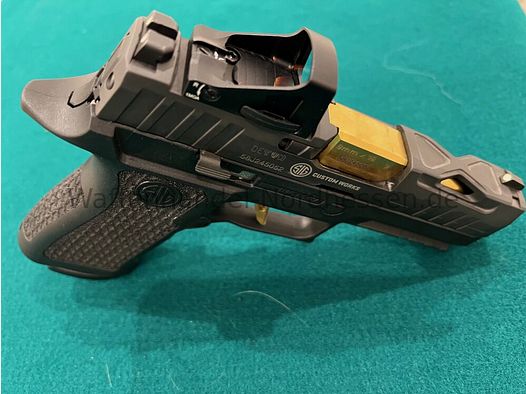 SIG Sauer P320 X-Carry Spectre Gold + Red Dot + Holster