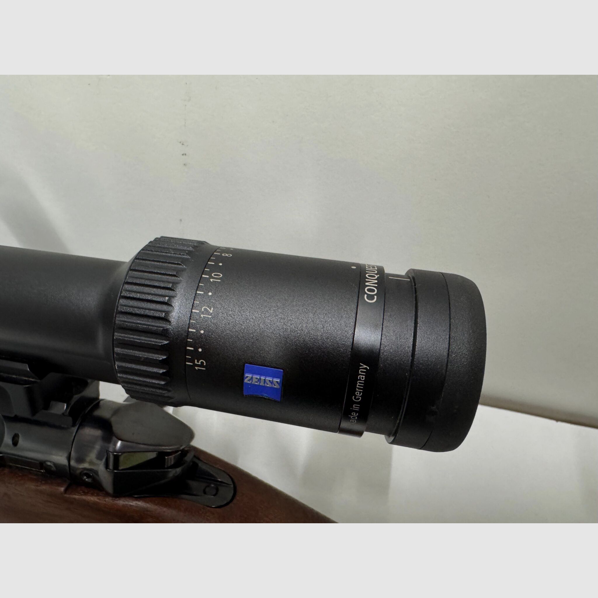 HEYM SR 30 Varmint with Zeiss Conquest V6