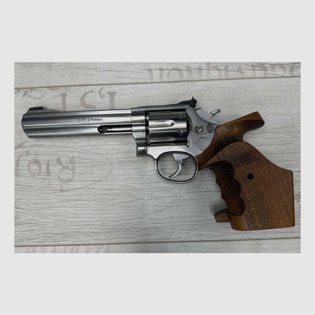 Smith & Wesson Super Target Champion .22lr