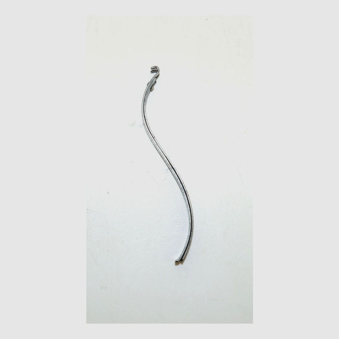 Fabryka broni w Bernie Używana sprężyna zamka do szwajcarskiego pistoletu ordynansowego Parabellum 1900, kal. 7,65mmPara, W+F P08