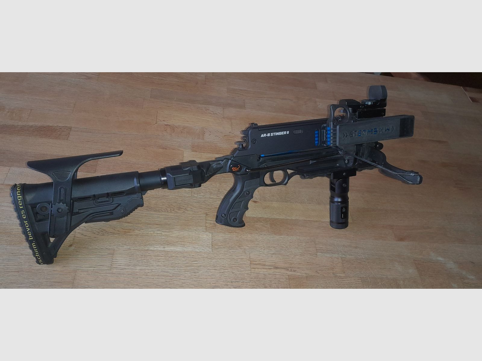 Steambow Stinger AR6 Metallmagazin-Variante