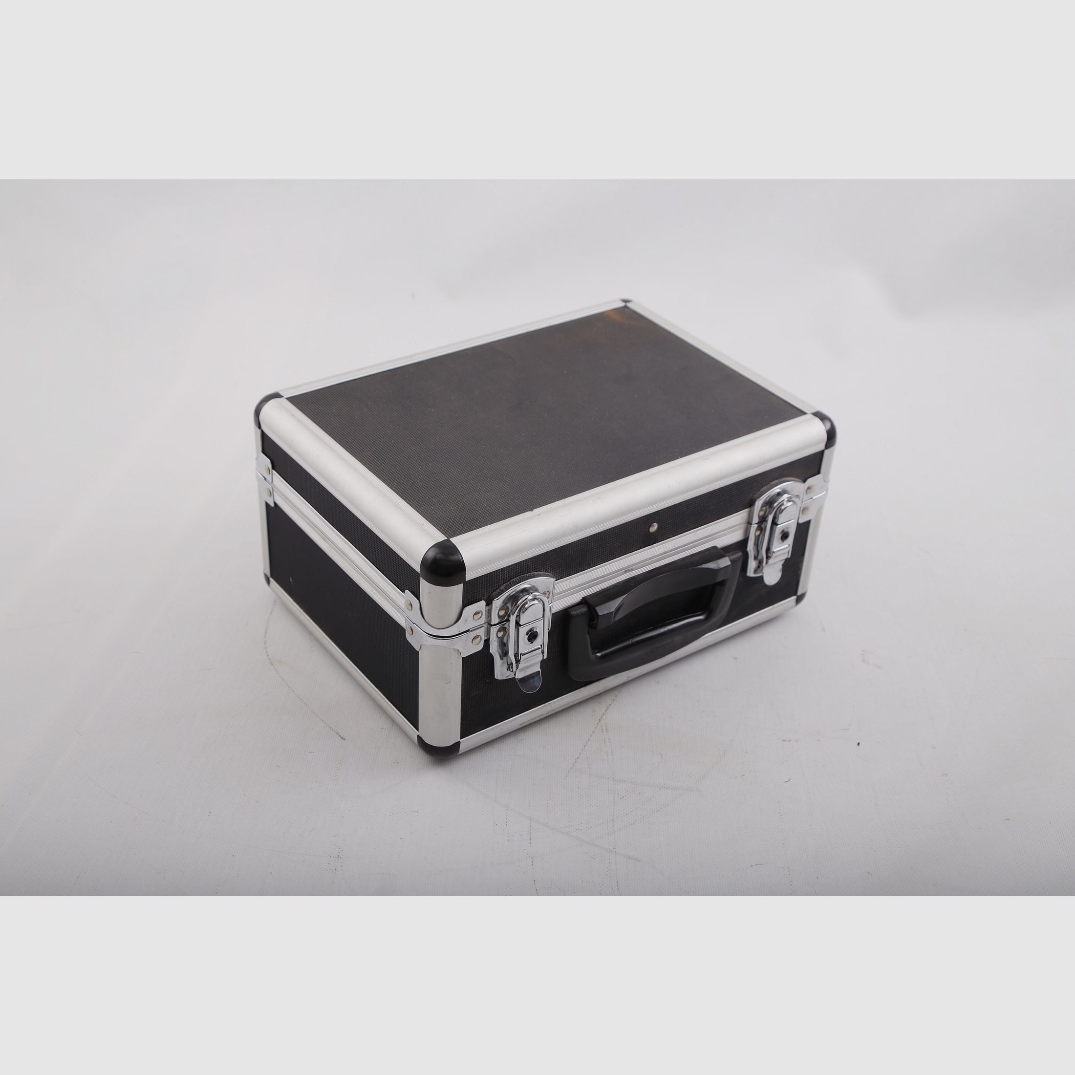 Cyma CM.131 Begadi Gen.3 Pistola Airsoft <0,5J AEG + Valigia + 2 Caricatori