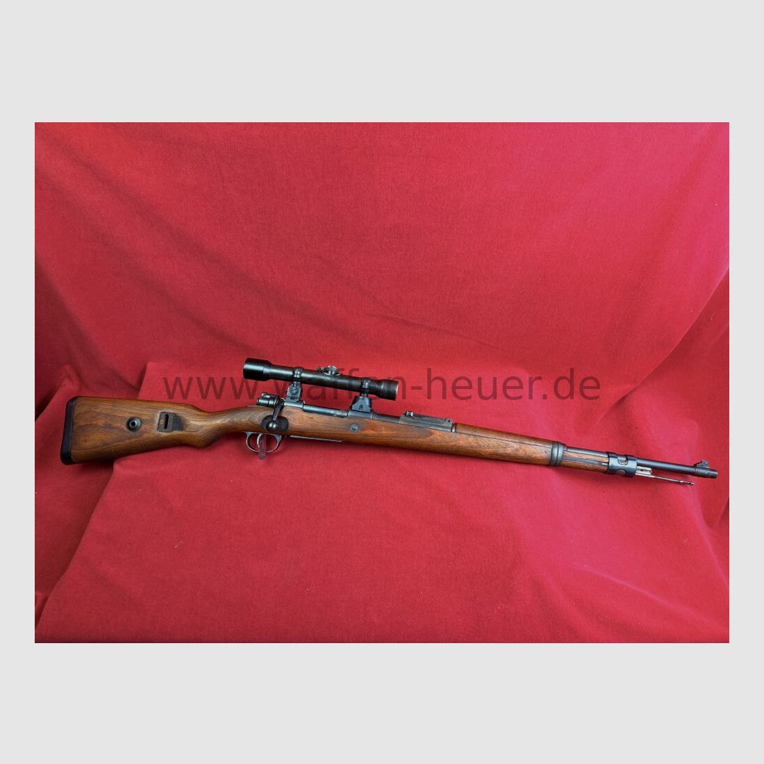 Mauser K98 Scharfschützen Karabiner WK II mit Adler und Kreuz