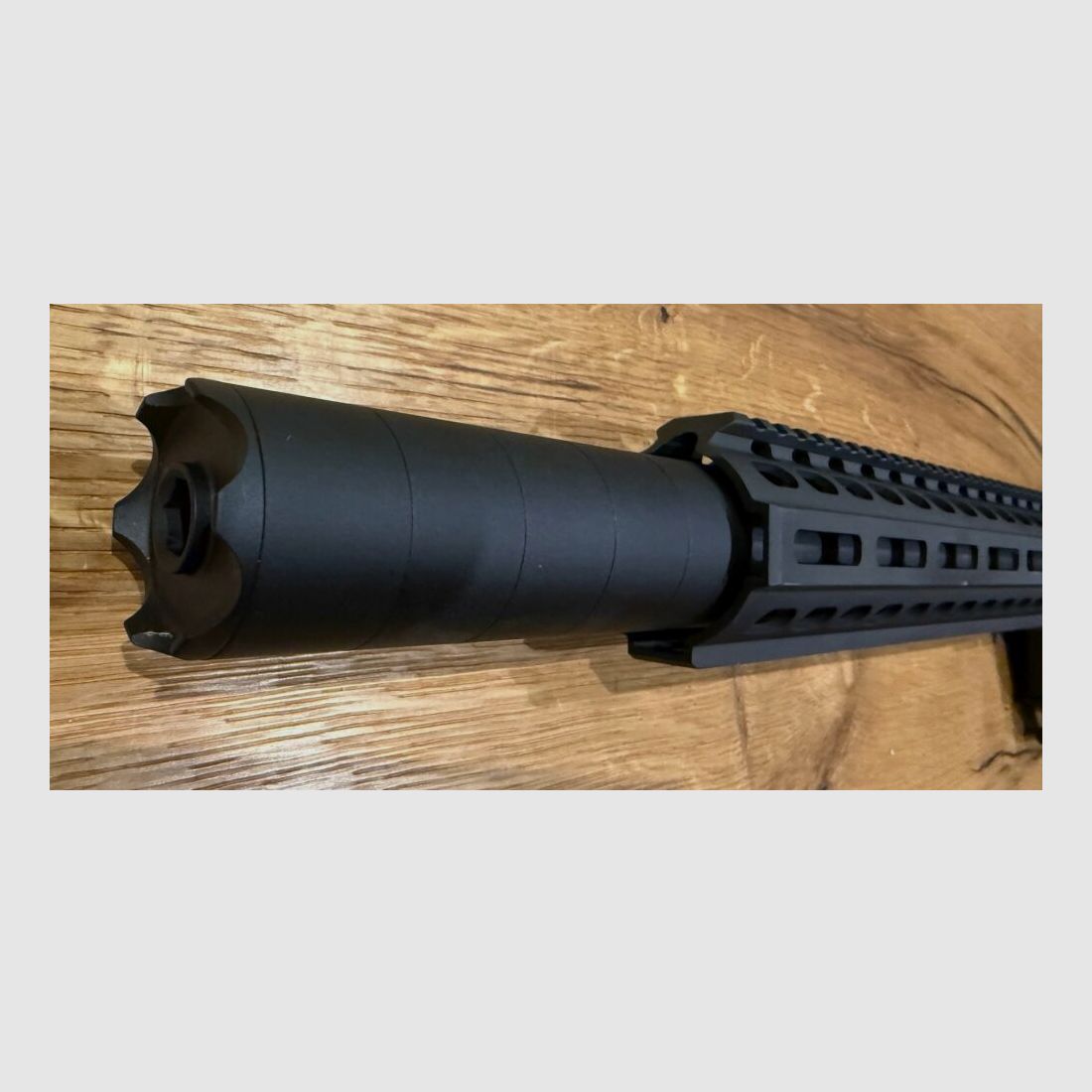 Schmeisser AR15-9 S4-F SD (silencieux intégré)