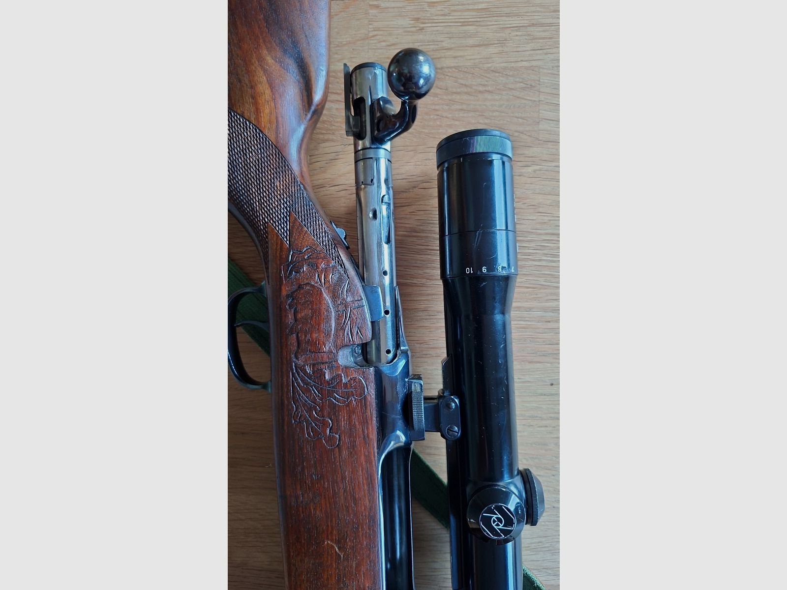 Sauer 80 Stutzen in Cal..30-06 with Zeiss Diavari Z Abs. 1 2.5-10x52