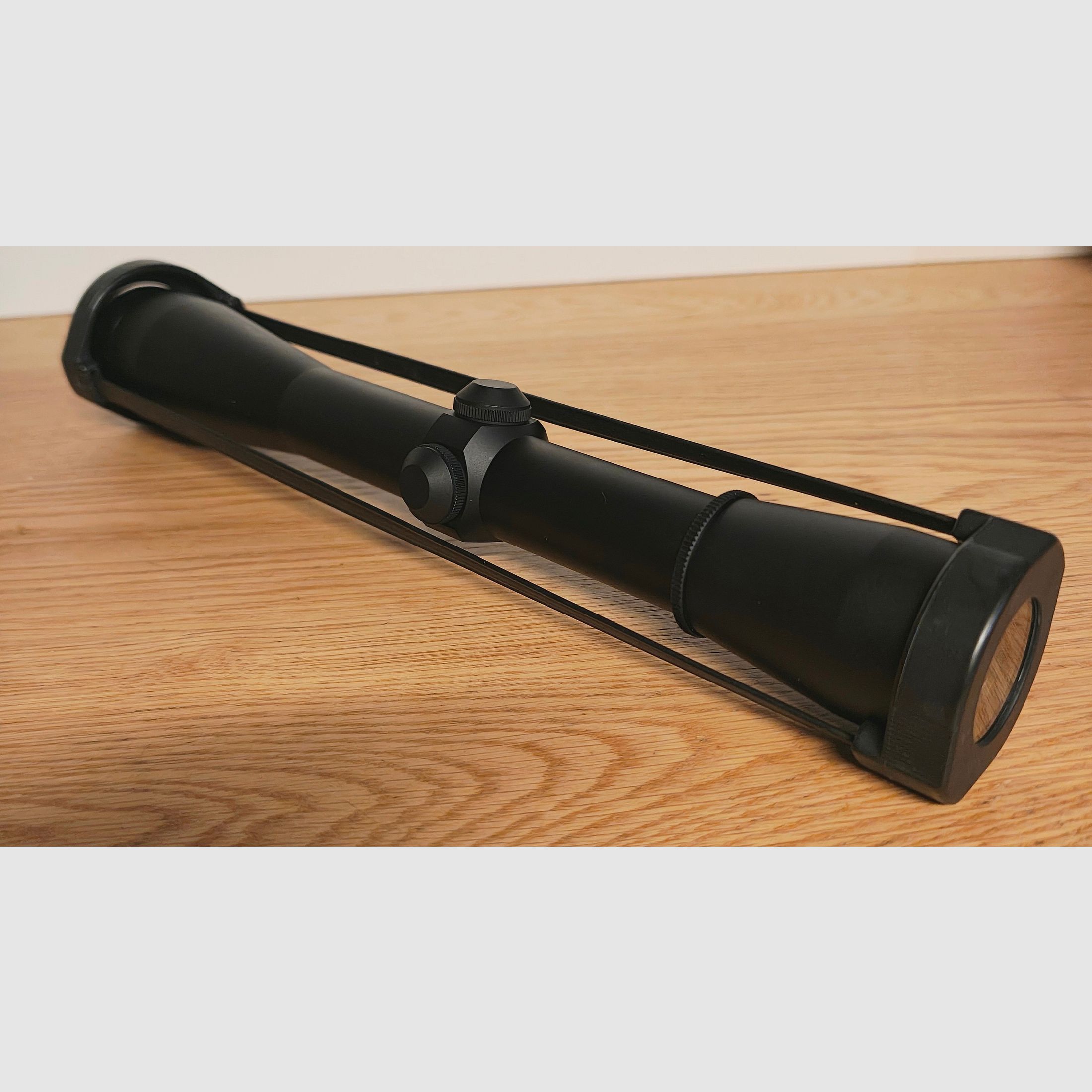 Leupold M2a Ultra 10x42 con caja y documentos originales