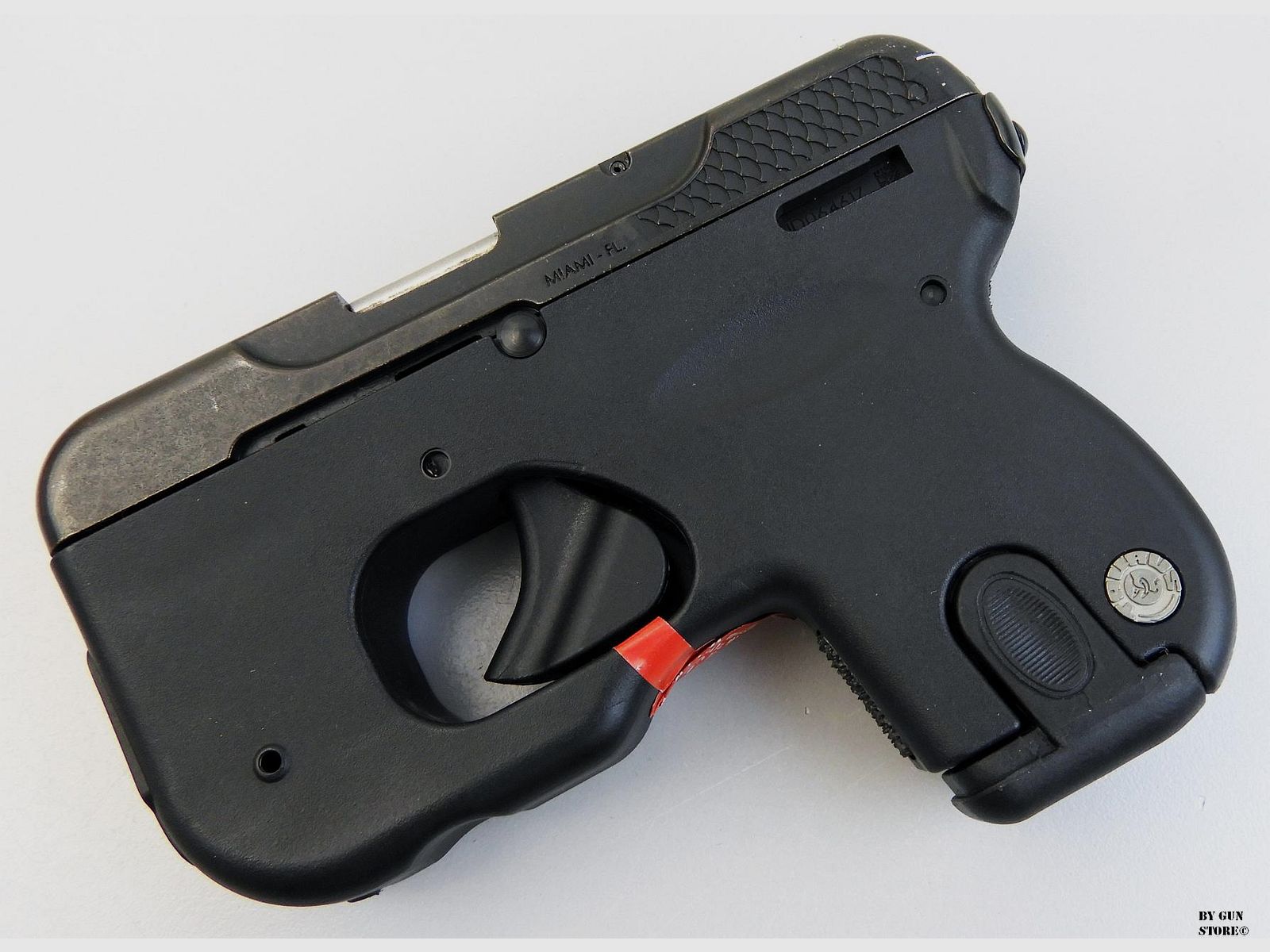 Pistola Taurus mod. Curve cal. 380, immagine 4 di 6