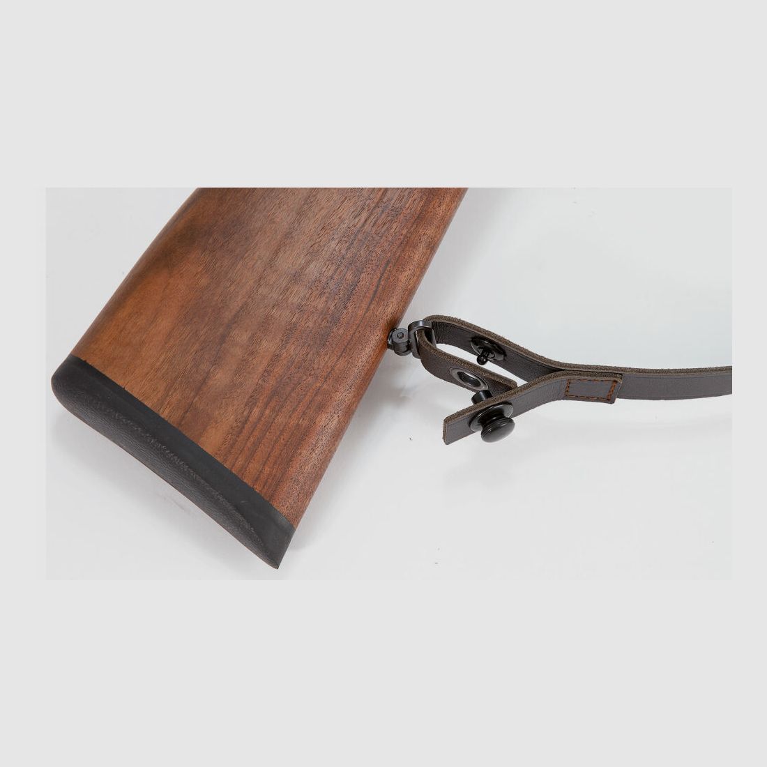 AKAH Gewehrriemen Elchleder mit Blitzriemenknopf