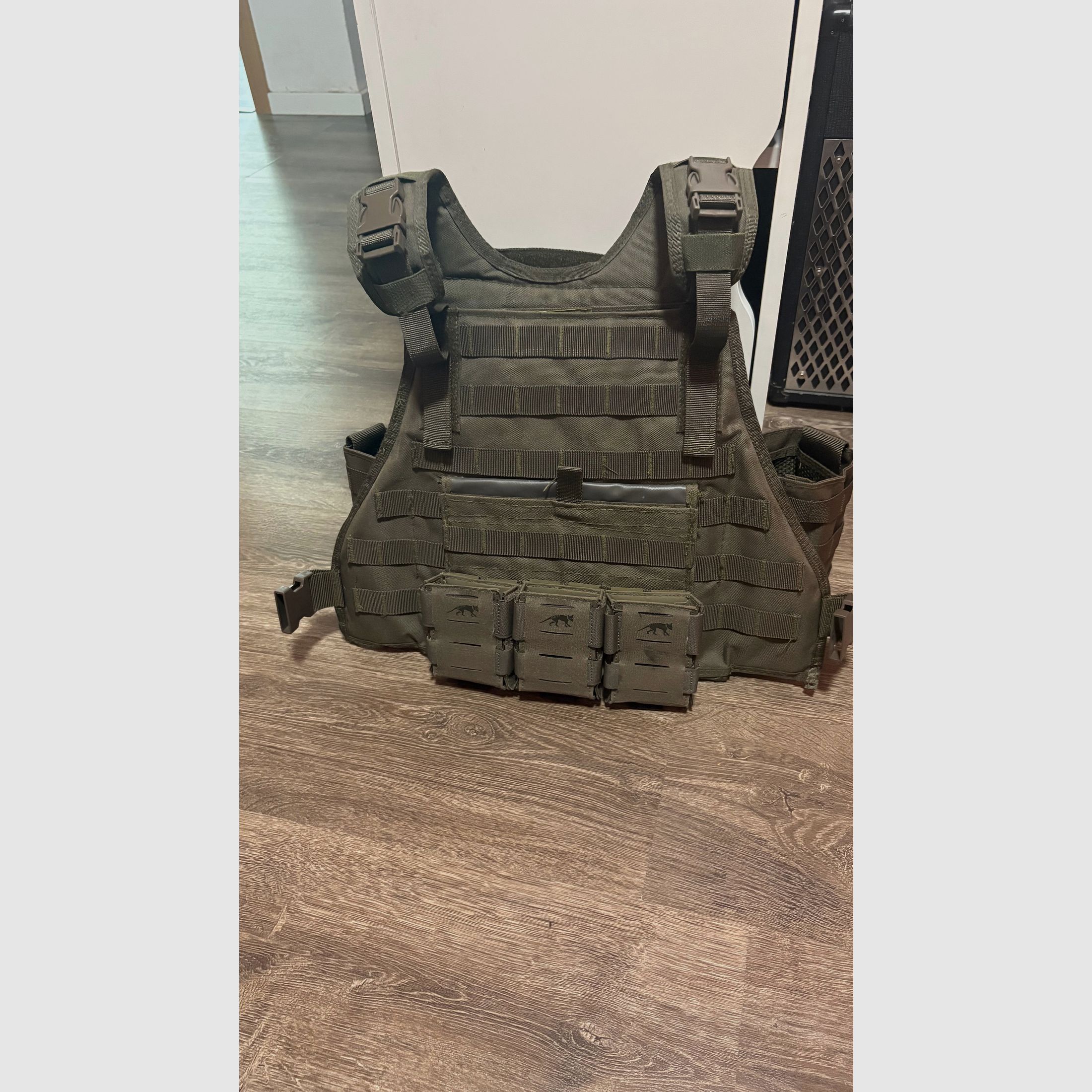 Airsoft Komplettset Specna Arms RRA SA-E03 EDGE fusil, fusil à pompe, pistolet, gilet pare-balles, casque