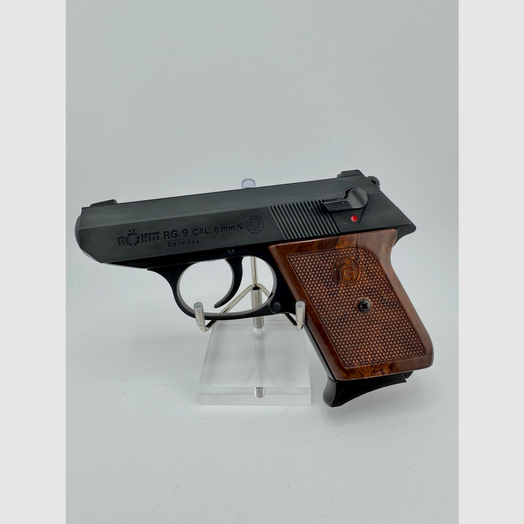 Röhm RG 9 Schreckschusspistole - PTB 413 - Beschussjahr KC (1992)