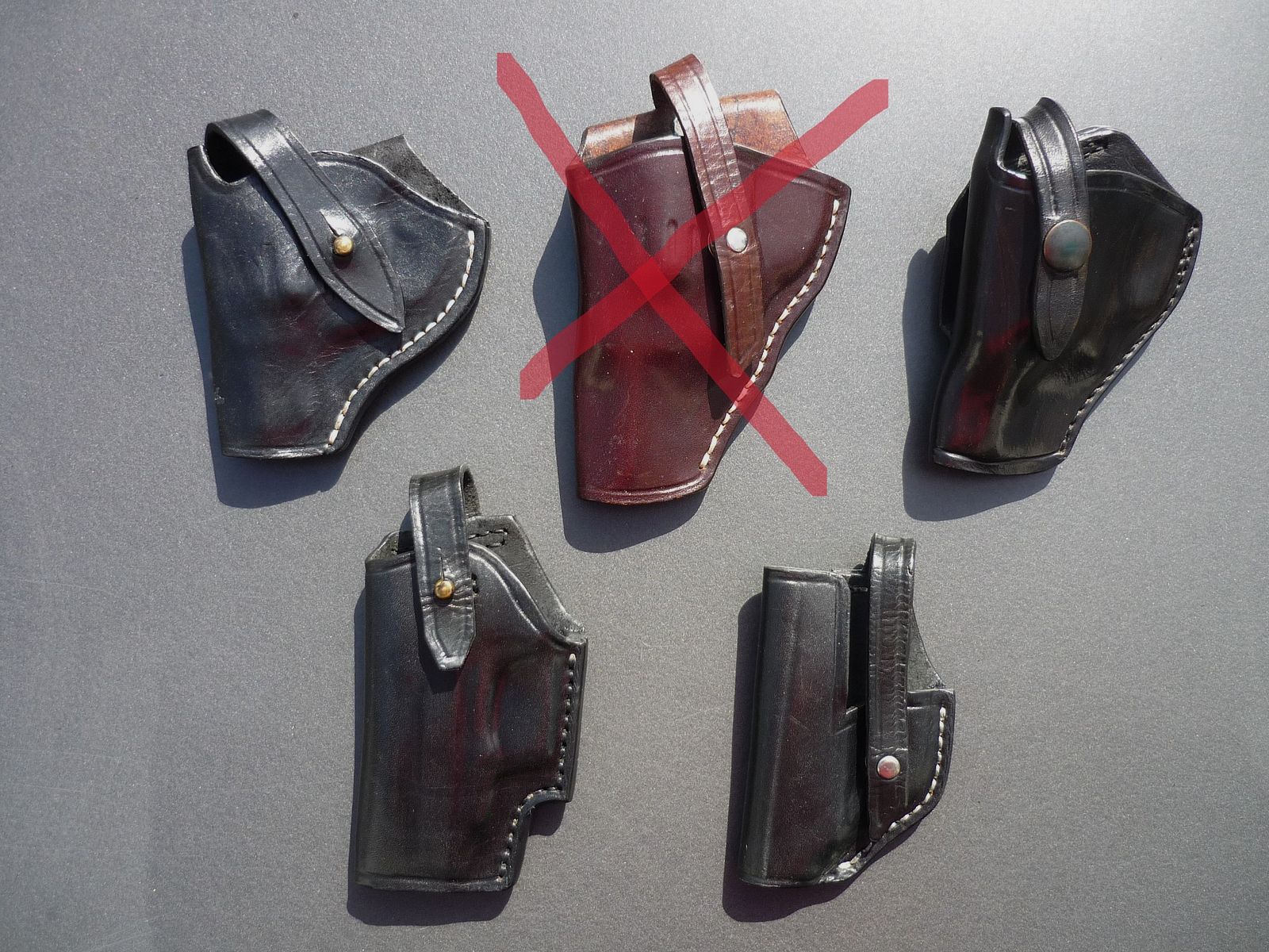 Holster HKDesign Art. Nr. 002 : petit holster simple avec sangle de sécurité - pour : RG 56 / 59. S&W 60, RG 300, Reck 65 - tous pour gauchers - voir photos