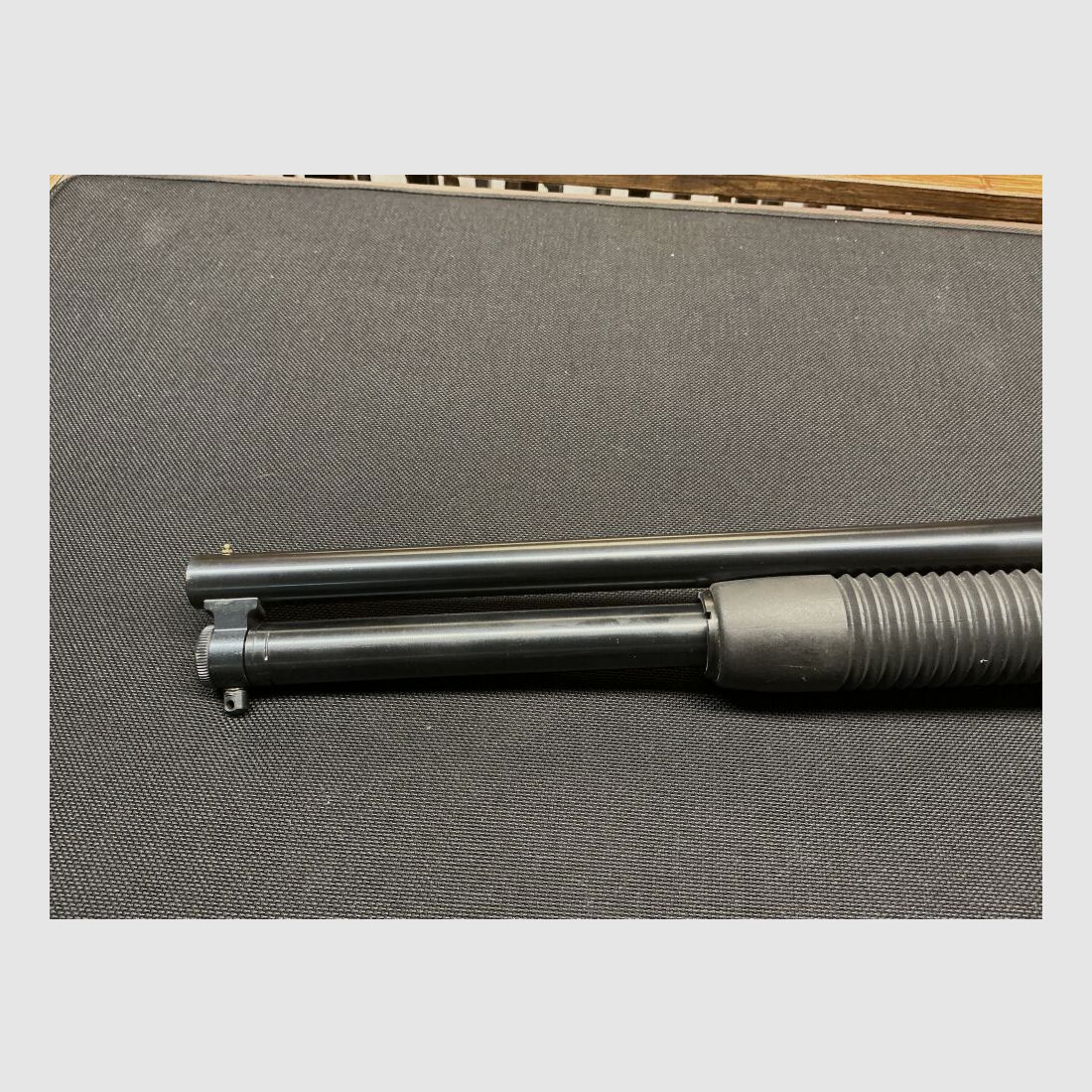 Mossberg Ohne 12/76