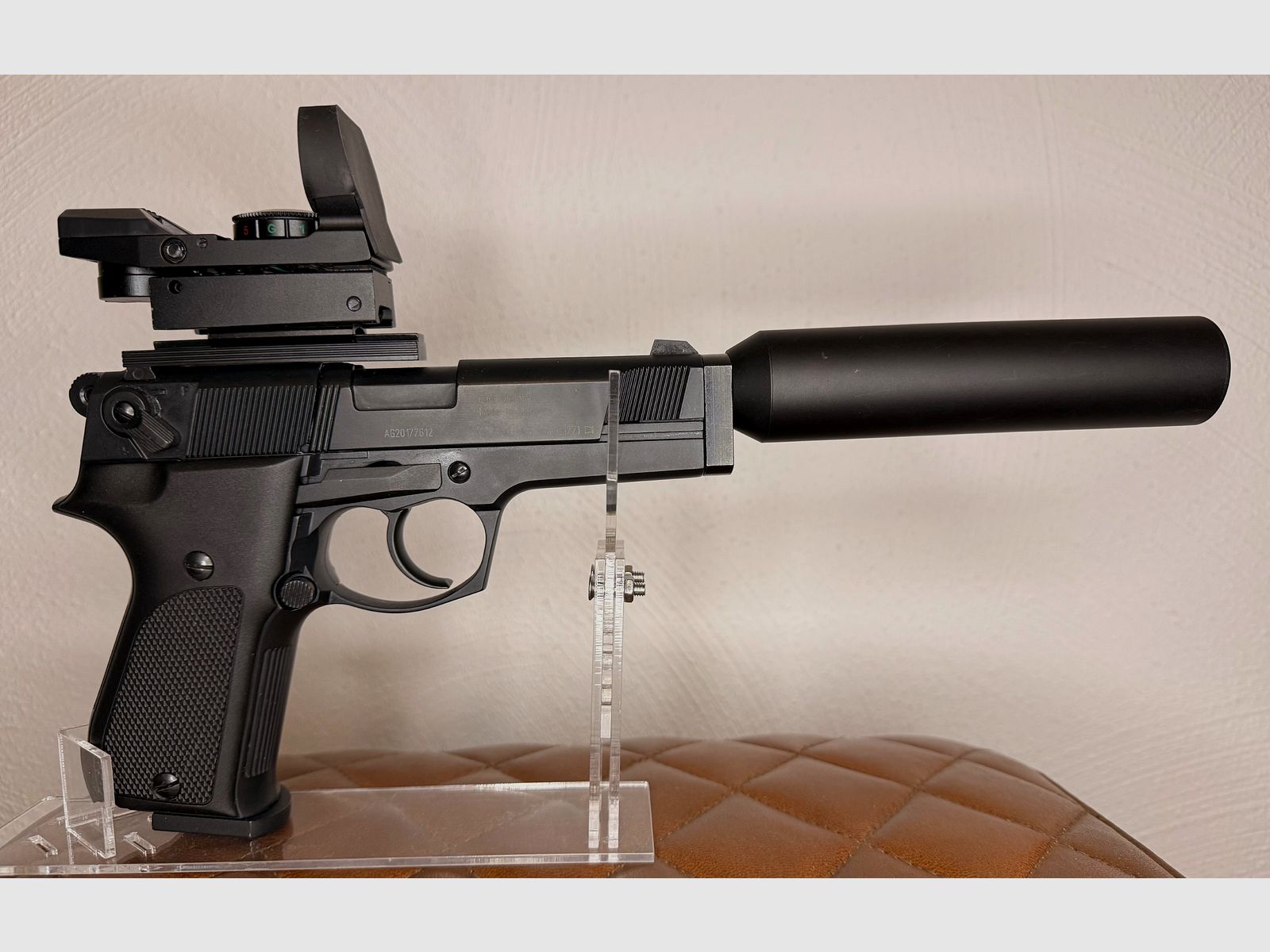 Walther CP 88 mit Schalldämpfer 4,5mm Diabolo CO2 und Reddot