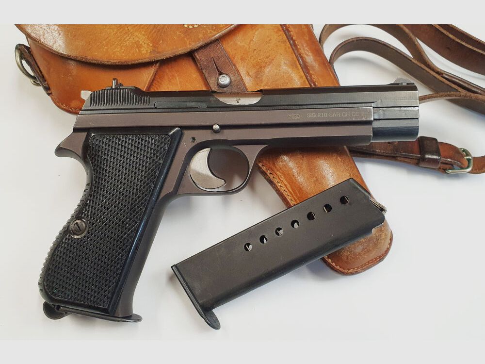 SIG Pistole SIG P210-2 im Kaliber 9mm Luger (9x19) Inkl. Holster und Reservemagazin,MADE IN SWITZERLAND