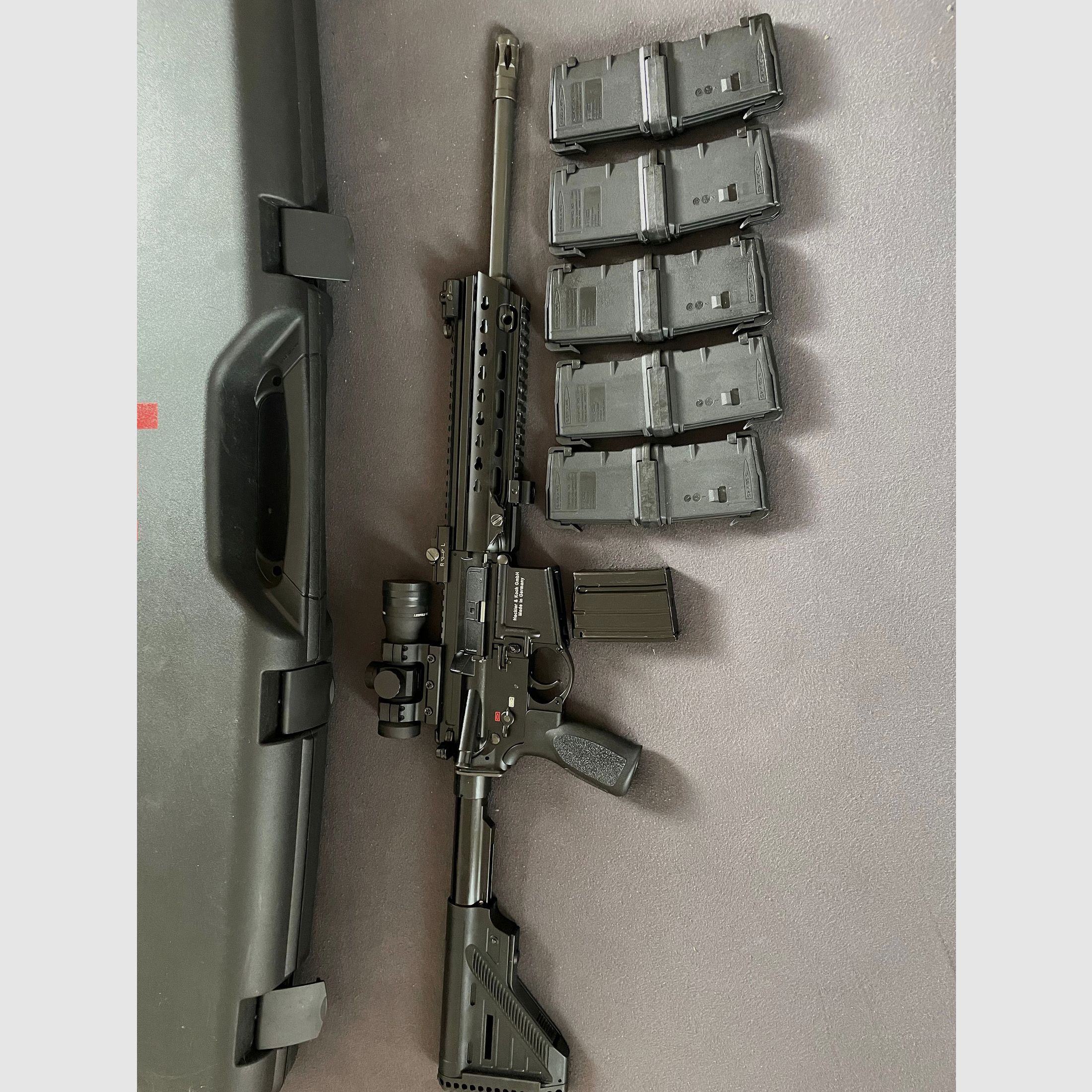 HK MR 223 + Leupold Red Dot + Zubehör, 551 Schuss Belastung , 16,5 Zoll , 10 Magazine Mag Pul