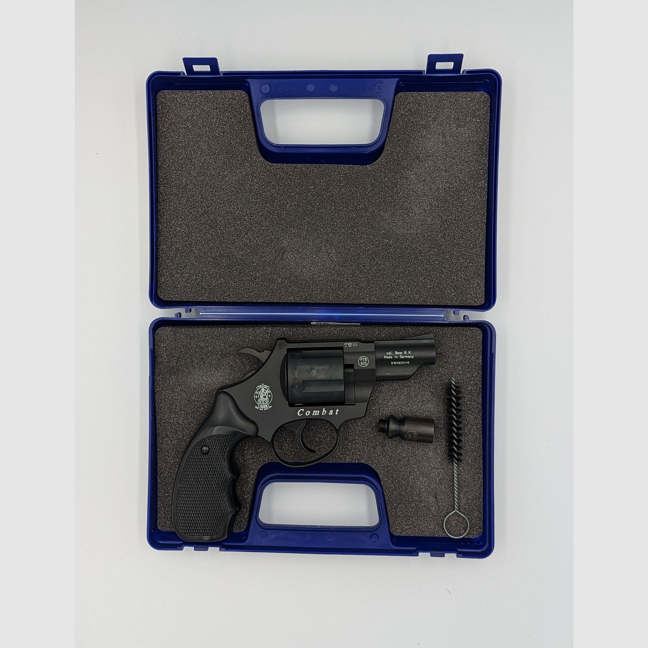 Schreckschussrevolver S&W Combat Black von Umarex – Neu & ungebraucht – cal. 9 mm P.A.K.